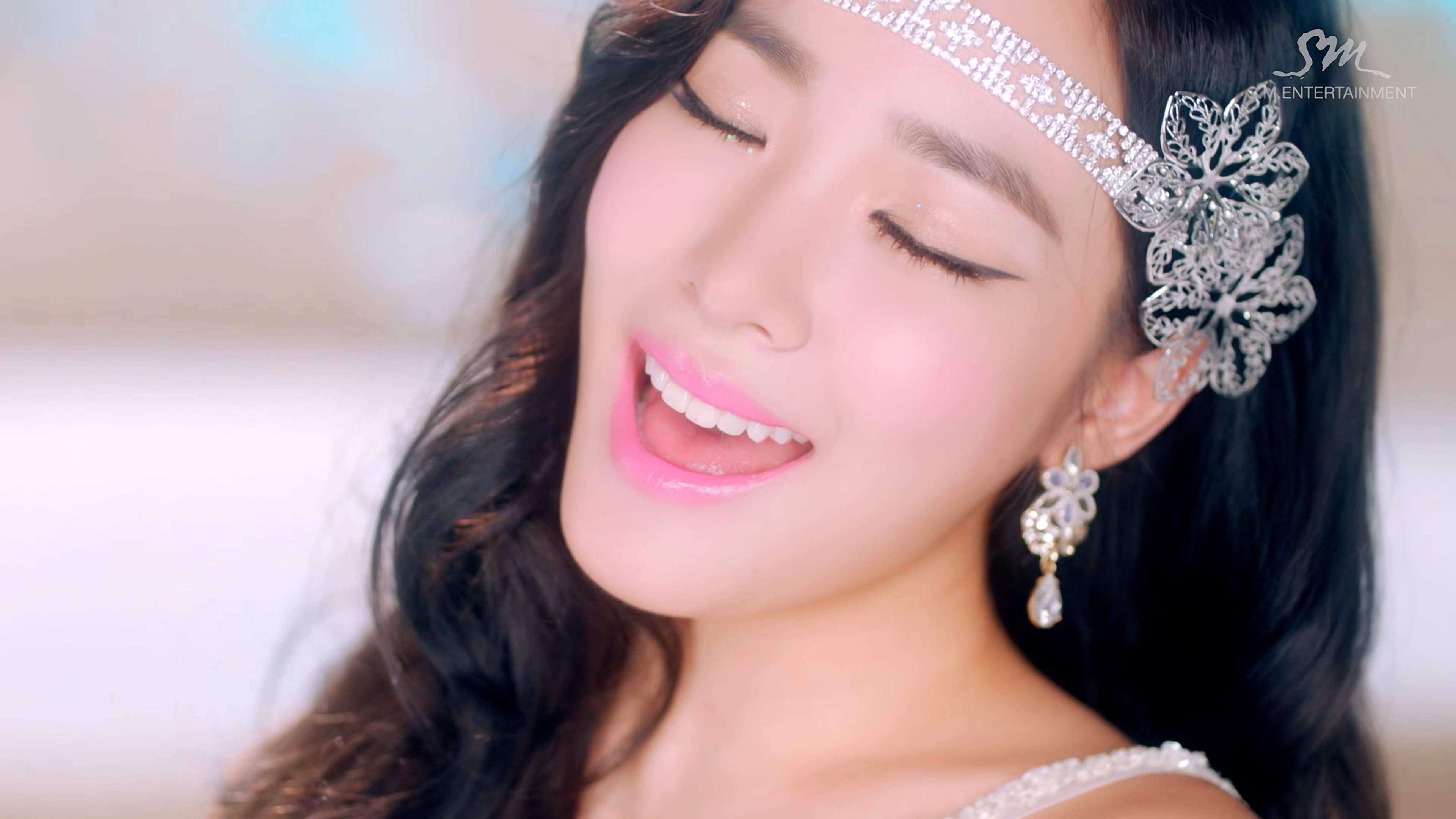 HDMV-FANCAM<strong><font color='red'>[4P]</font></strong>46.Girls Generation.Lion Heart Music Video.4K.987MŮŷ(2)