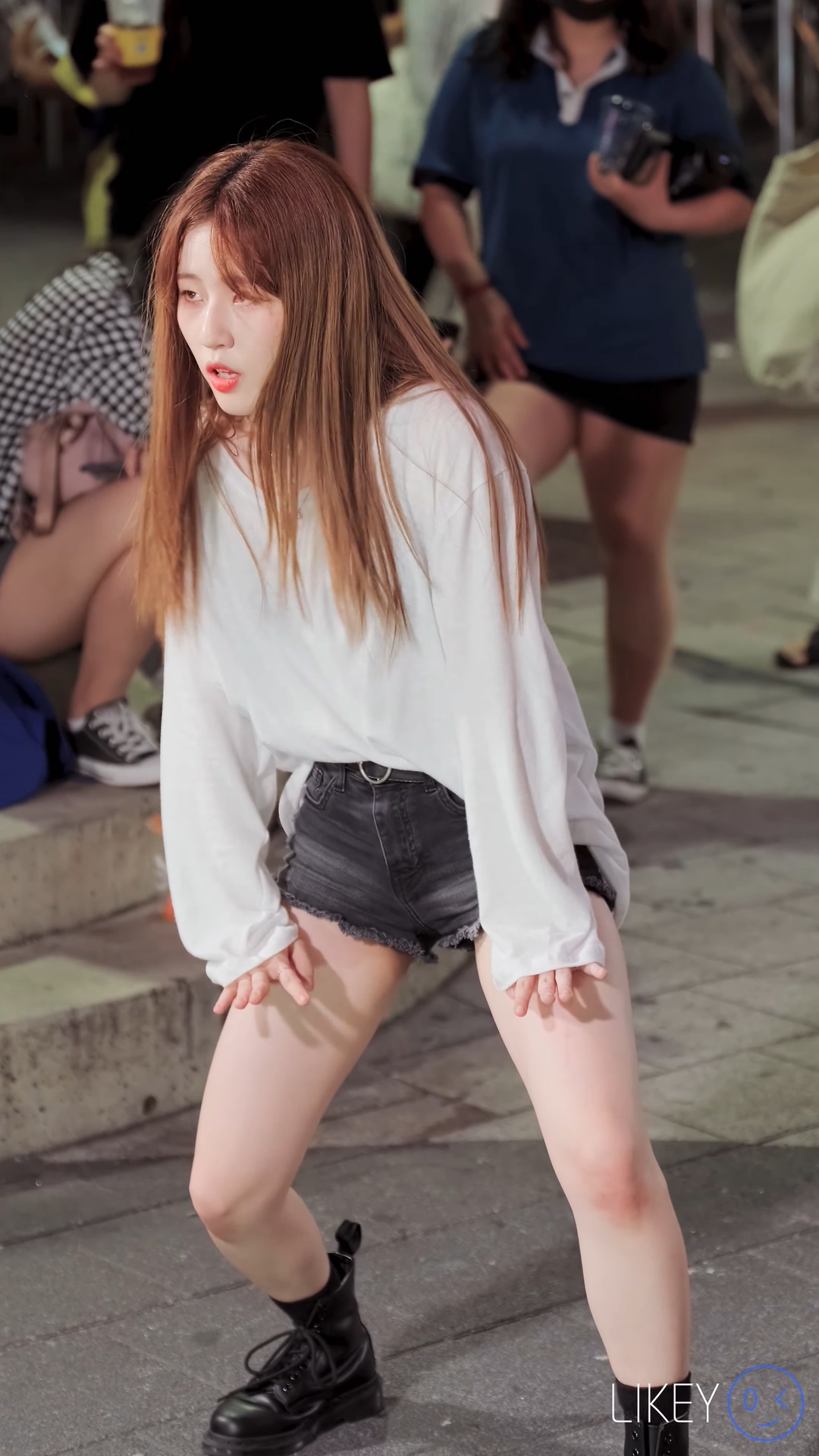Ůţɣ-FANCAM<strong><font color='red'>[5P]</font></strong>[.6098.6102][LIKEYƷ][191001][4K][Clock Jeongin][OOH-AHH]Ůŷ(4)