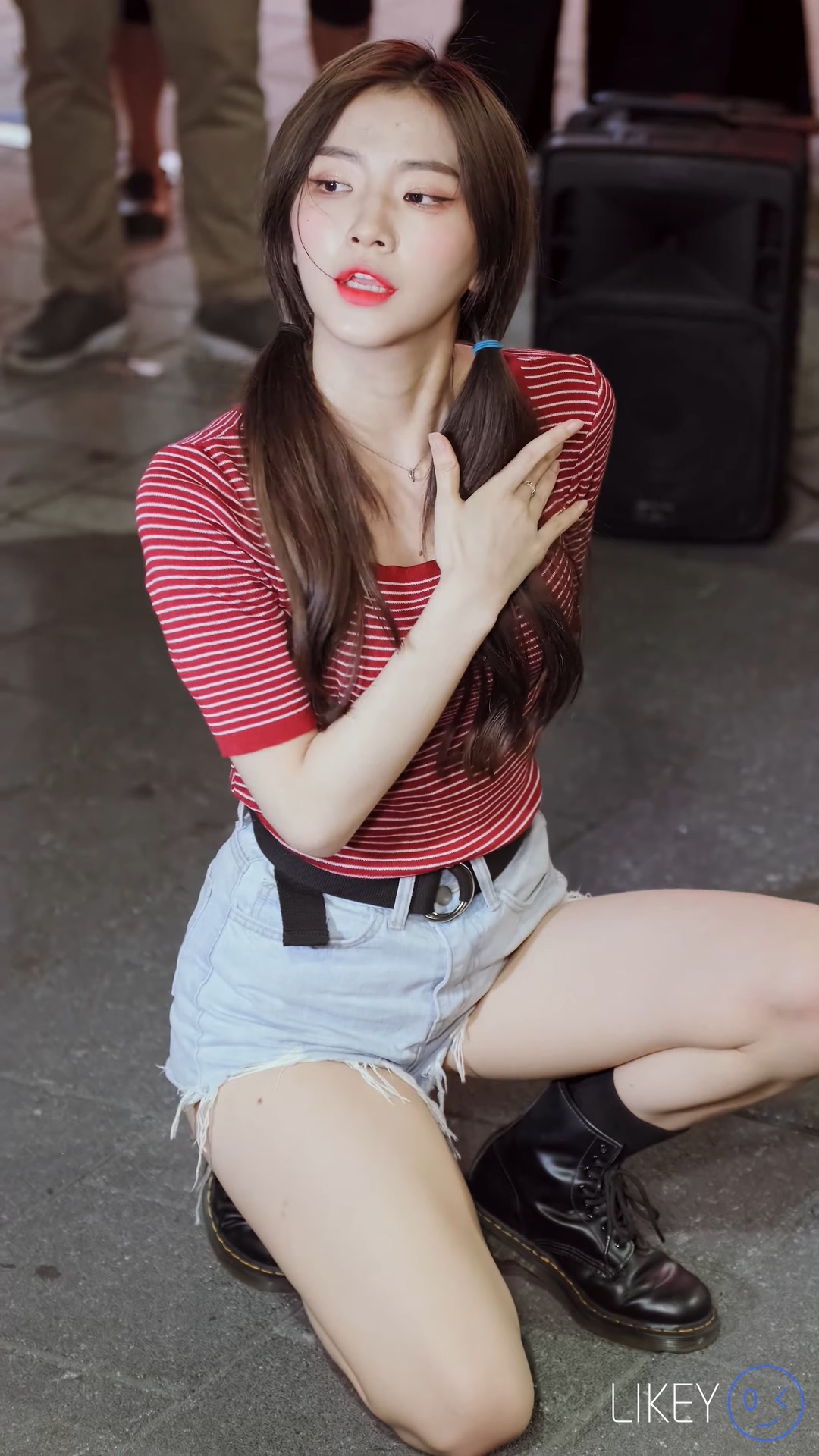 Ůţɣ-FANCAM<strong><font color='red'>[5P]</font></strong>[.6241.43][LIKEYƷ][191011][4K][Clock Sally][Swalla]Ůŷ(4)
