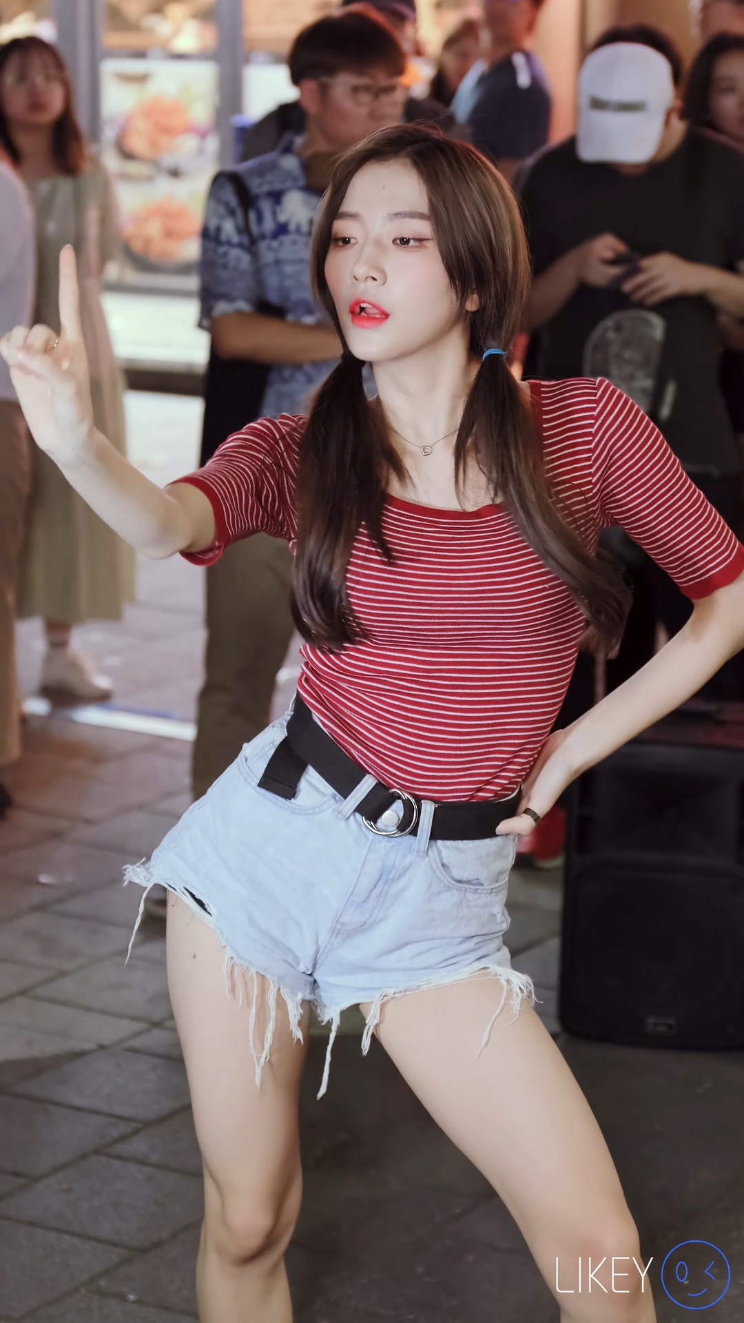 Ůţɣ-FANCAM<strong><font color='red'>[5P]</font></strong>[.6241.43][LIKEYƷ][191011][4K][Clock Sally][Swalla]Ůŷ(5)