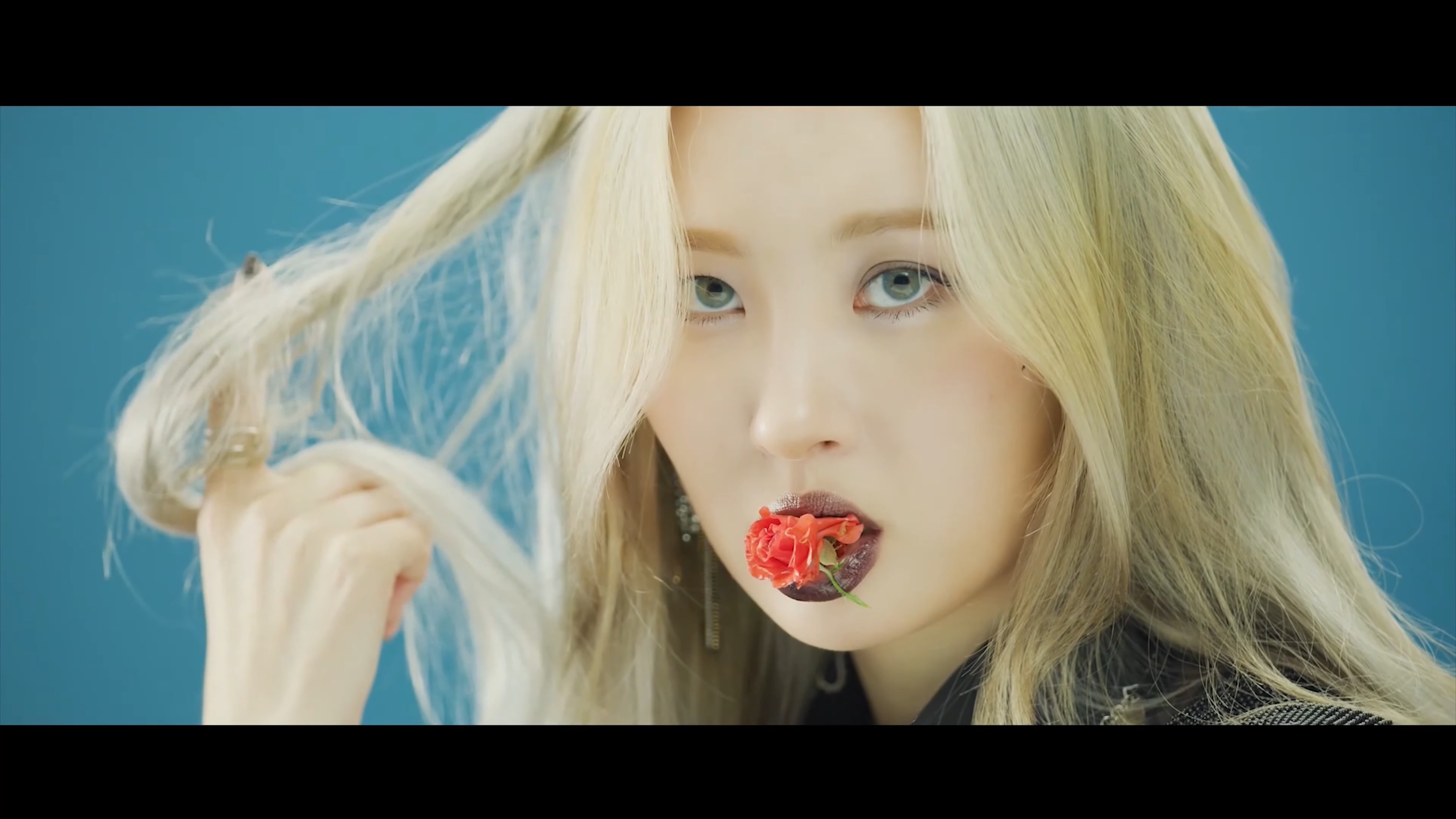 HDMV-FANCAM<strong><font color='red'>[2P]</font></strong>72.SUNMI.LALALAY.4K.388MŮŷ(2)