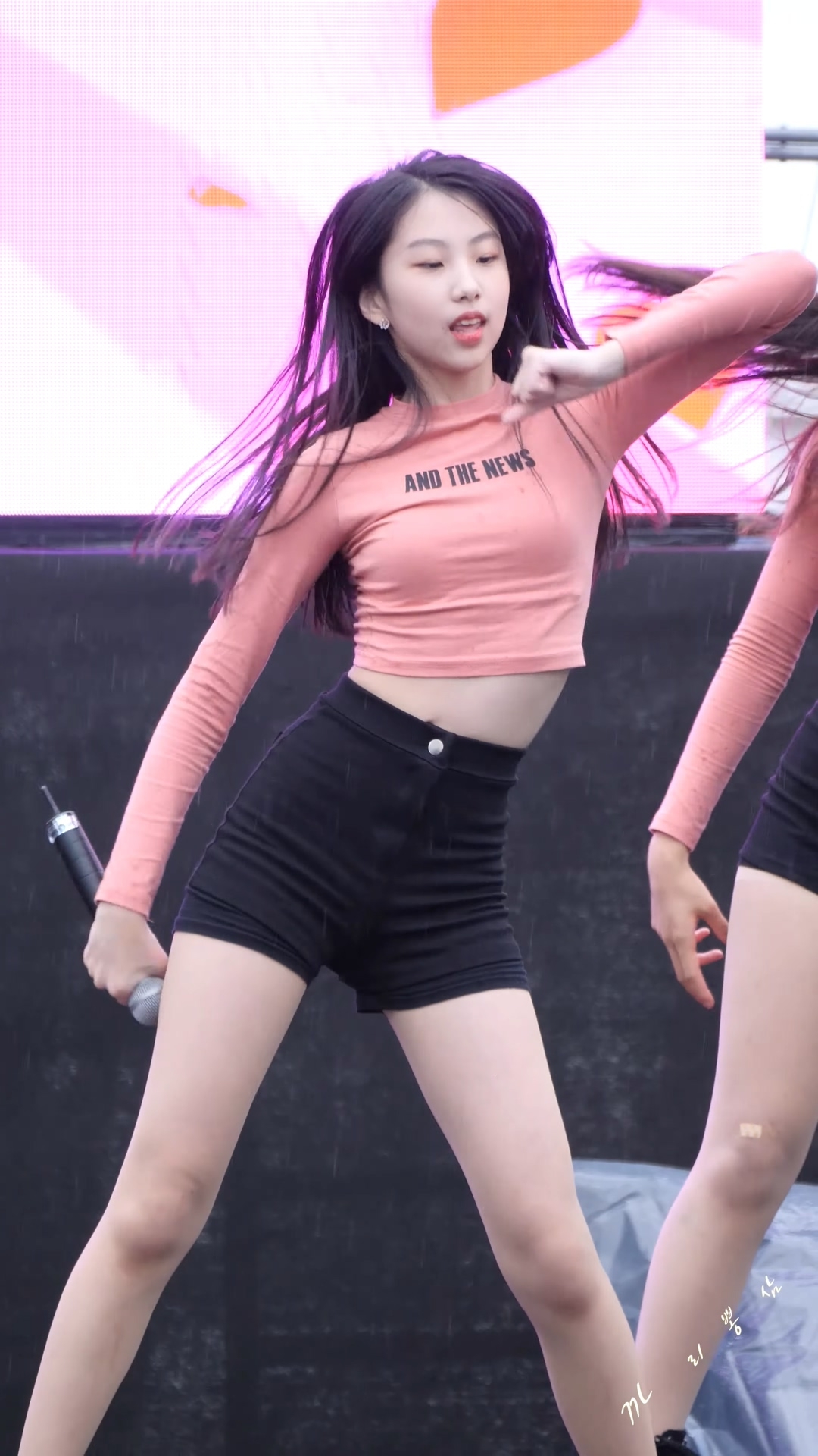 Ůţɣ-FANCAM<strong><font color='red'>[3P]</font></strong>[.6328][191015][4K][Startis][BoMin][YES or YES]Ůŷ(3)