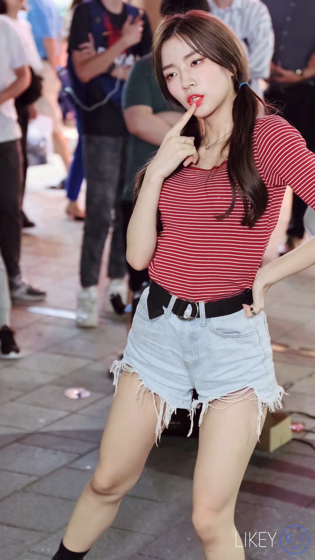 Ůţɣ-FANCAM<strong><font color='red'>[6P]</font></strong>[.6344.6350][LIKEYƷ][191015][4K][CLOCK Sally][Lip & Hip]Ůŷ(3)