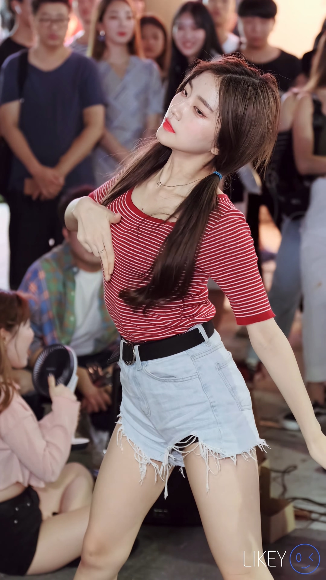 Ůţɣ-FANCAM<strong><font color='red'>[6P]</font></strong>[.6344.6350][LIKEYƷ][191015][4K][CLOCK Sally][Lip & Hip]Ůŷ(6)