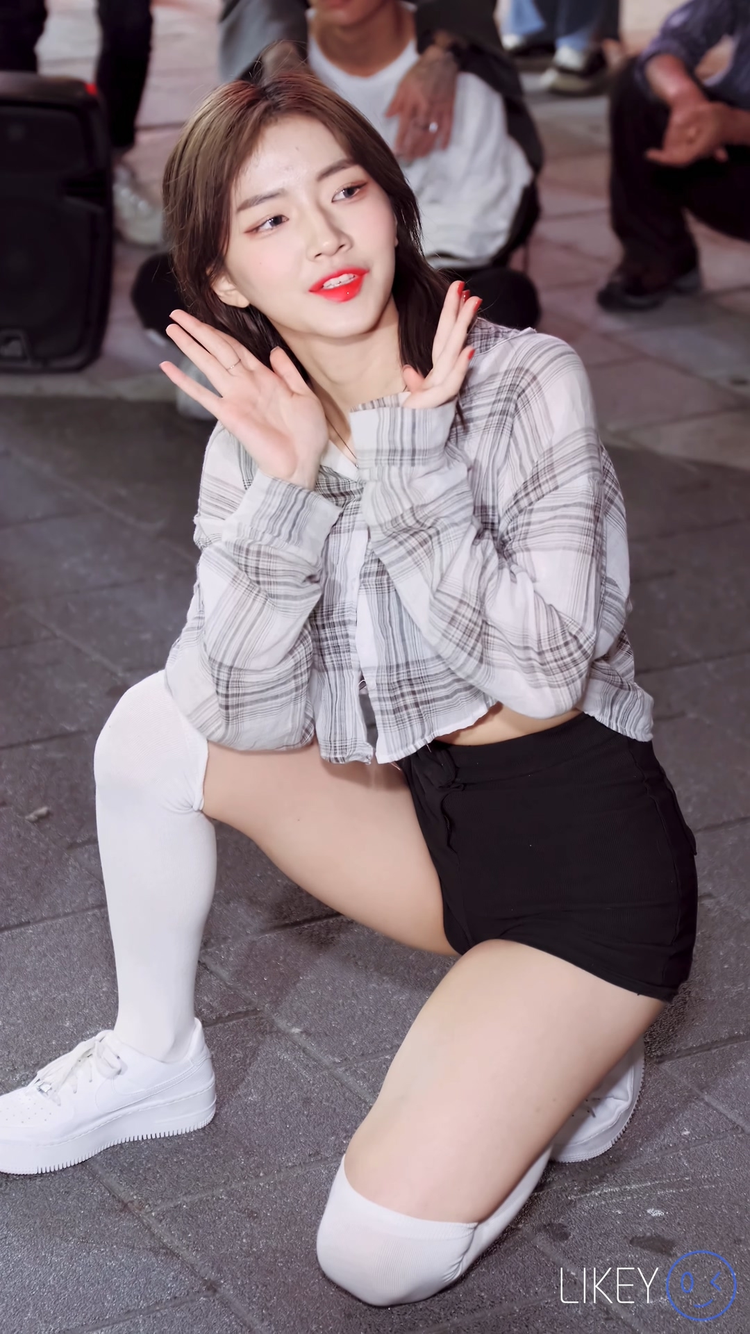 Ůţɣ-FANCAM<strong><font color='red'>[5P]</font></strong>[.6372.73][LIKEYƷ][191015][4K][CLOCK Sally][Swalla]Ůŷ(5)