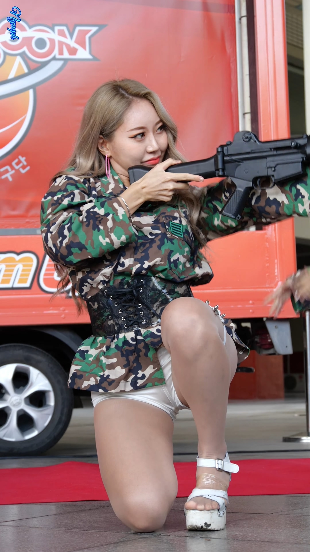 Ůţɣ-FANCAM<strong><font color='red'>[5P]</font></strong>[.6380][NymphƷ][191016][4K][Black Bunny][Military look DANCE]Ůŷ(5)