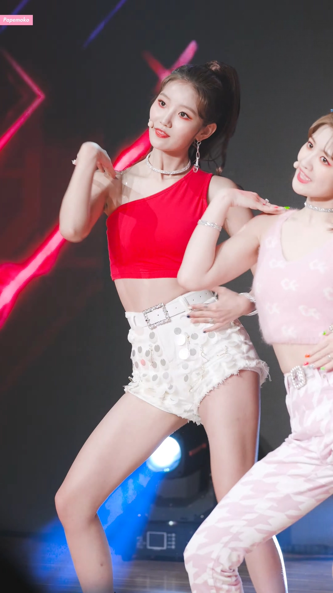 Ůţɣ-FANCAM<strong><font color='red'>[6P]</font></strong>[.6398.6400][PapemokoƷ][191018][4K][SATURDAY][In Your Eyes]Ůŷ(4)