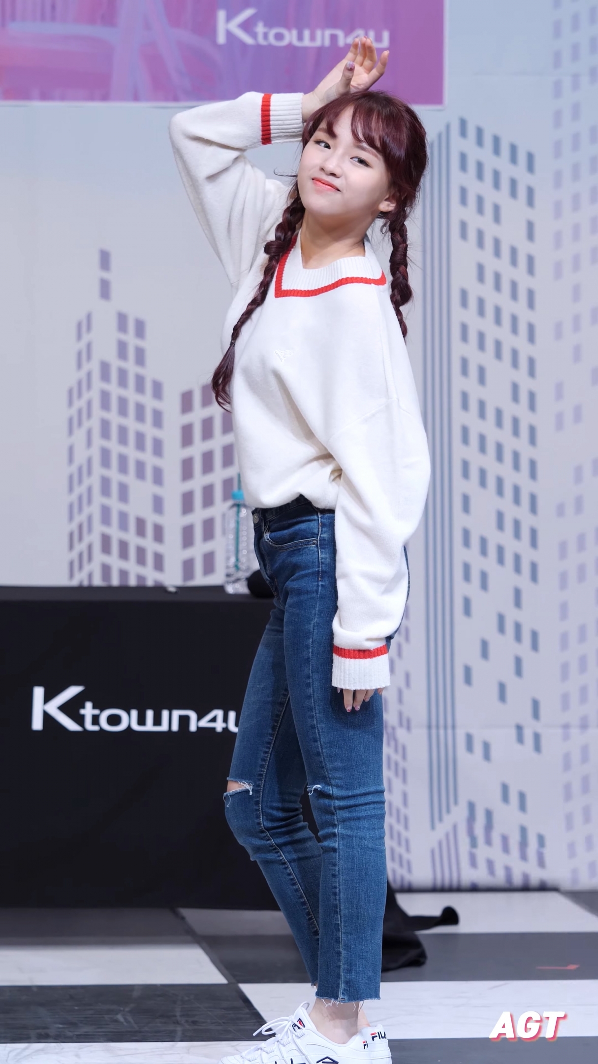 Ůţɣ-FANCAM<strong><font color='red'>[3P]</font></strong>[.6441][AGTƷ][191019][4K][SATURDAY][BByong][AYEON]Ůŷ(4)
