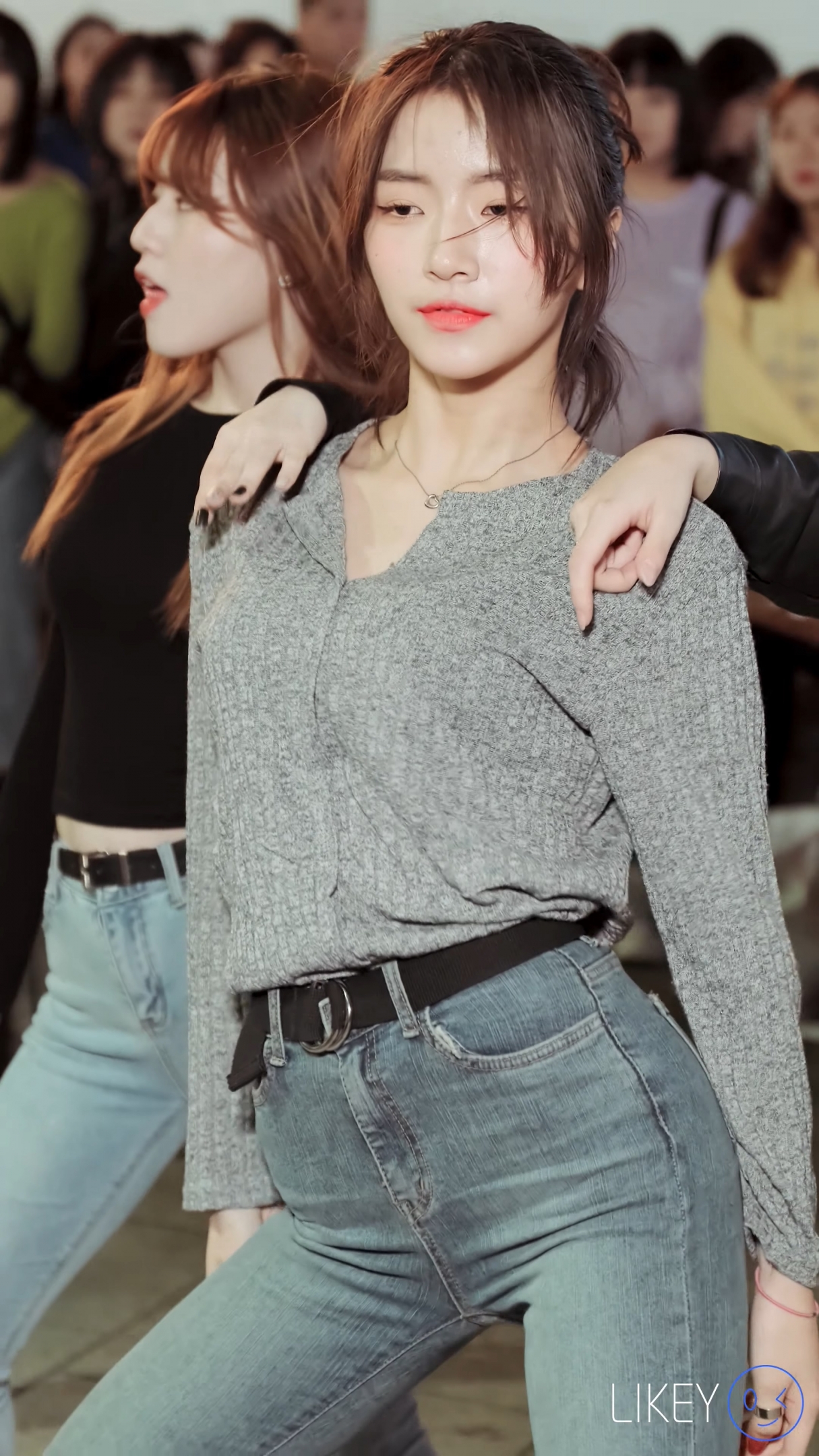 Ůţɣ-FANCAM<strong><font color='red'>[8P]</font></strong>[.6498.505][LIKEYƷ][191026][4K][Clock Sally][Swalla]7Ůŷ(3)