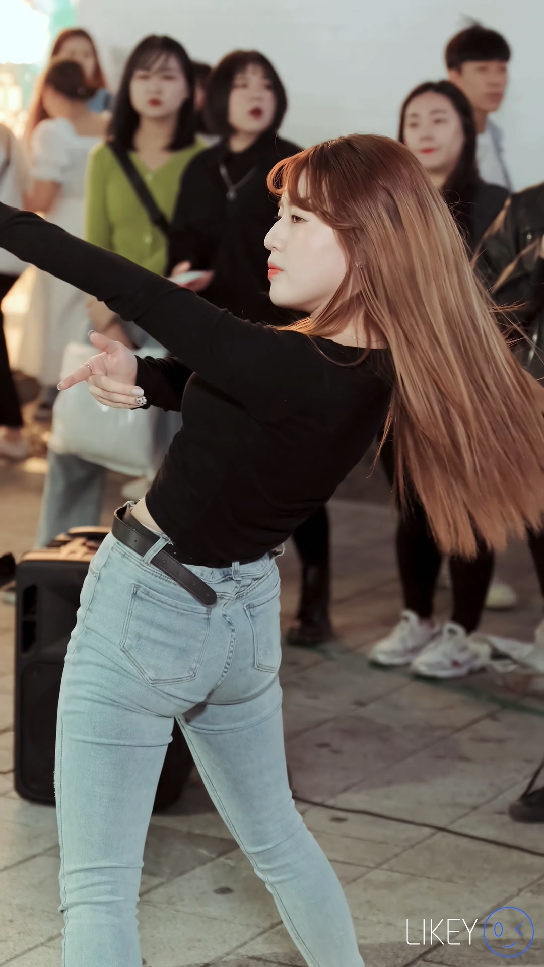 Ůţɣ-FANCAM<strong><font color='red'>[3P]</font></strong>[.6506.07][LIKEYƷ][191026][4K][Clock Jieun][Kill This Love]Ůŷ(2)