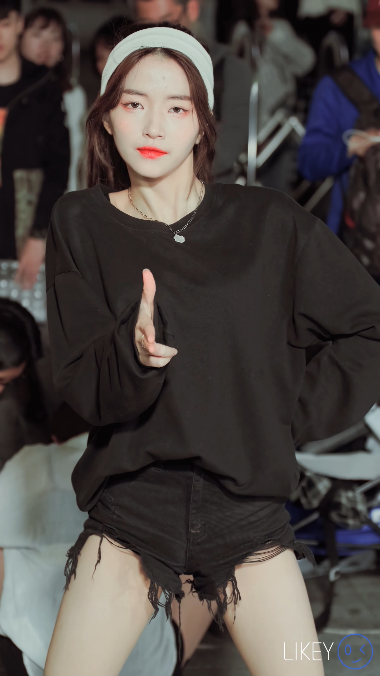 Ůţɣ-FANCAM<strong><font color='red'>[13P]</font></strong>[.6602-06][LIKEYƷ][191028][4K][Clock  Sally]Ůŷ(11)