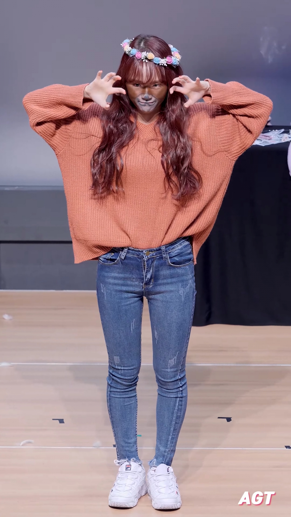 Ůţɣ-FANCAM<strong><font color='red'>[4P]</font></strong>[.6629][AGTƷ][191029][4K][SATRUDAY]Ůŷ(4)
