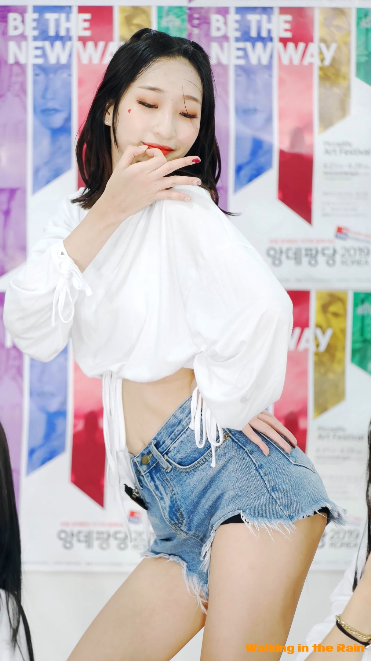 Ůţɣ-FANCAM<strong><font color='red'>[4P]</font></strong>[.6682][WTƷ][191102][4K][Largo]Ůŷ(3)