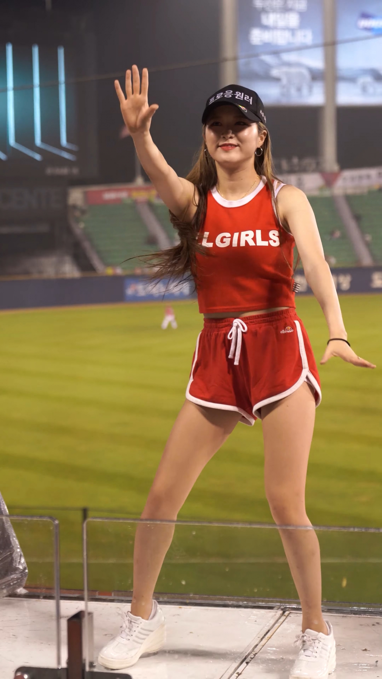 Ůţɣ-FANCAM<strong><font color='red'>[4P]</font></strong>[.6717.18][191102][4K][KEB]Ůŷ(3)