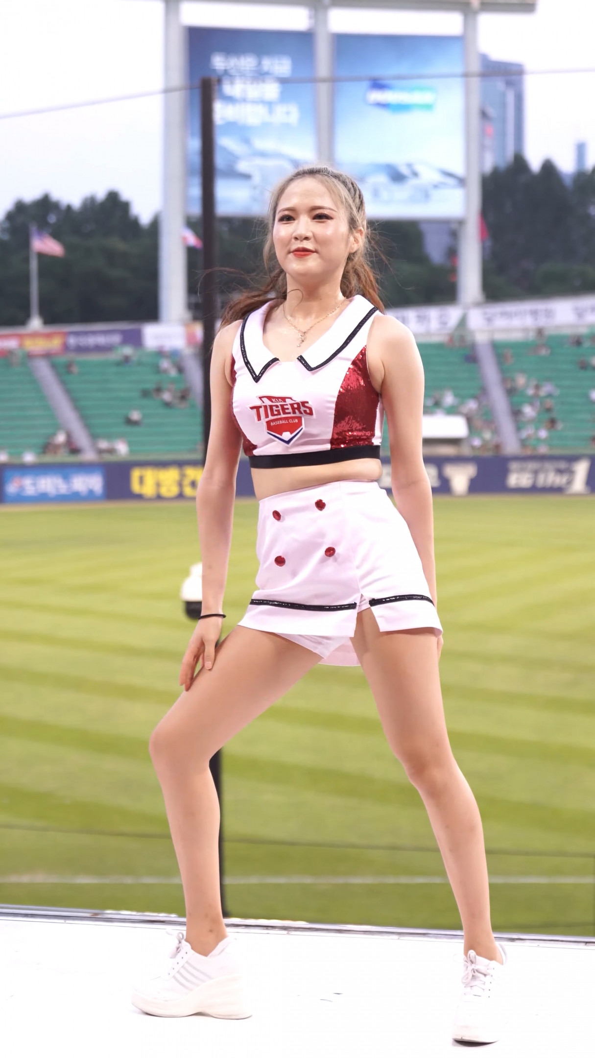 Ůţɣ-FANCAM<strong><font color='red'>[4P]</font></strong>[.6717.18][191102][4K][KEB]Ůŷ(5)