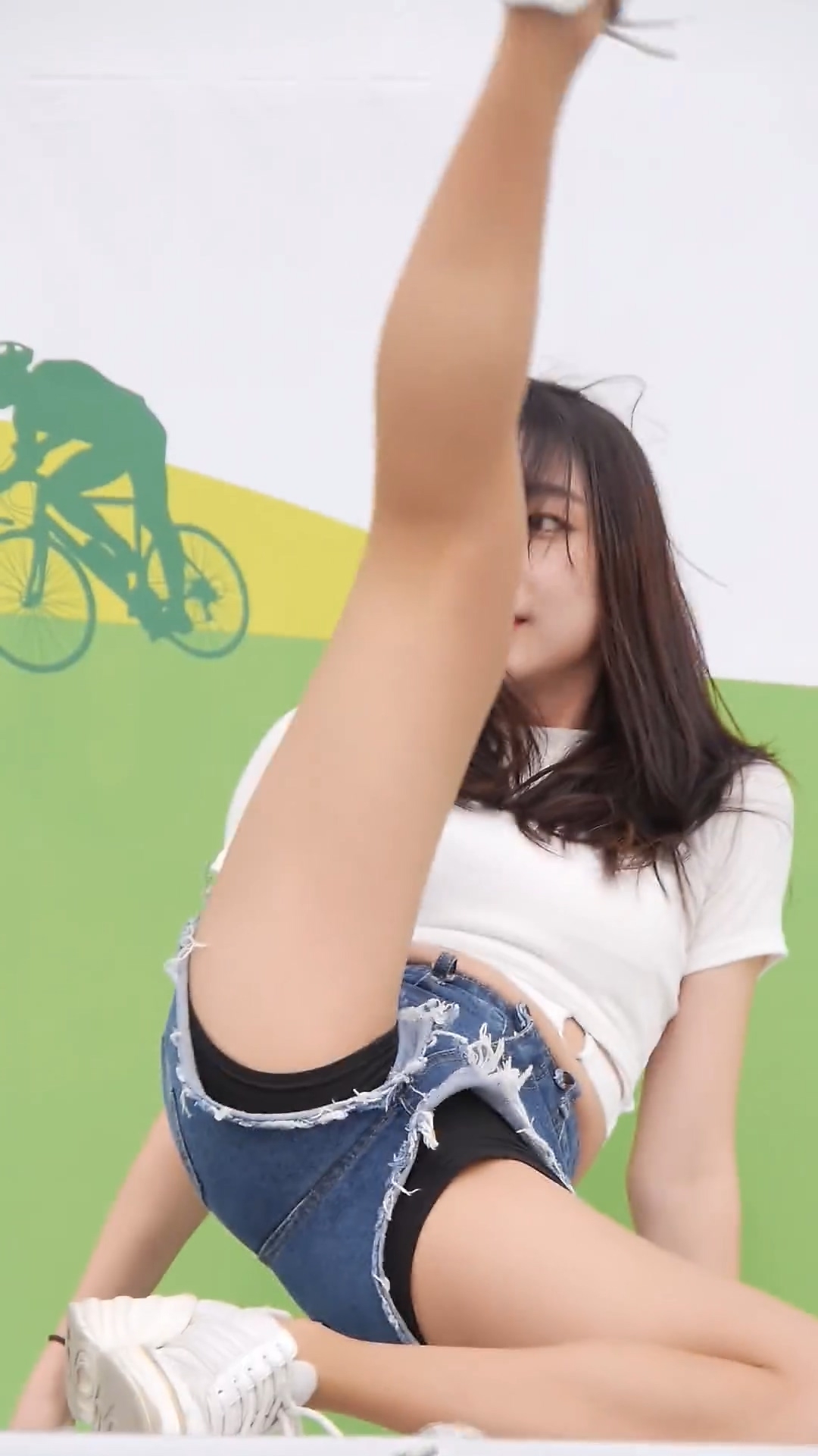 Ůţɣ-FANCAM<strong><font color='red'>[7P]</font></strong>[.6776][191108][1080P][A-BLE]Ůŷ(4)