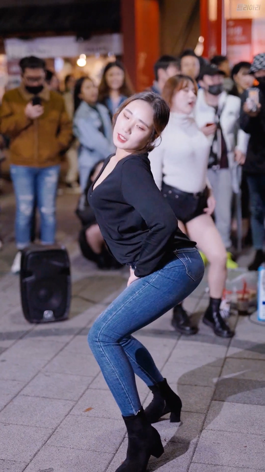 Ůţɣ-FANCAM<strong><font color='red'>[1P]</font></strong>[.6929][191118][4K][Clock Jeongin][Good-night Kiss]Ůŷ(2)