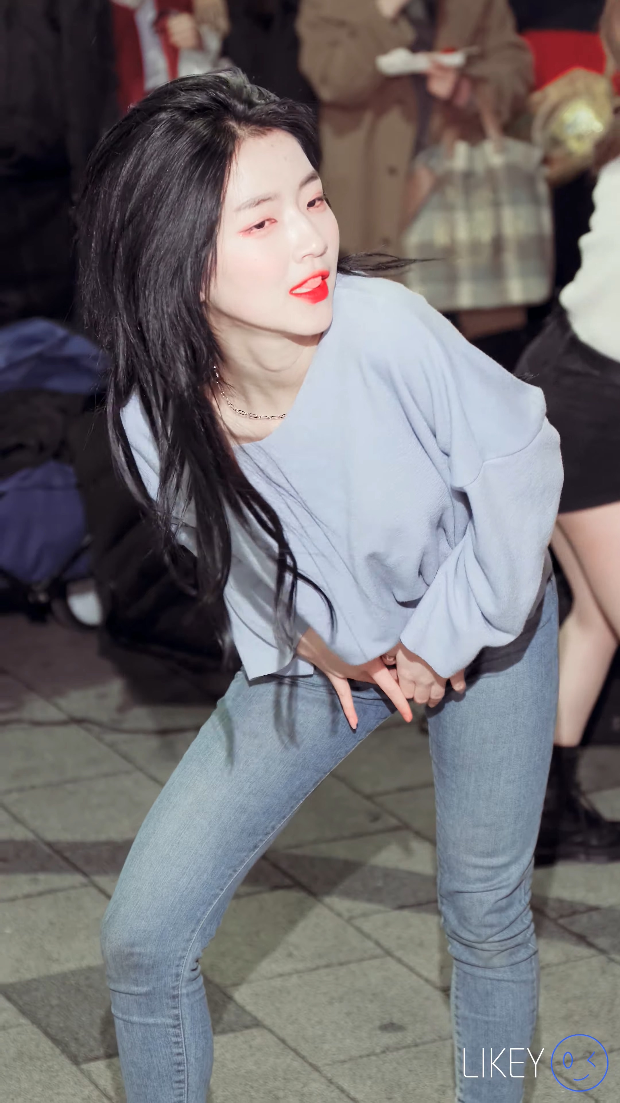 Ůţɣ-FANCAM<strong><font color='red'>[1P]</font></strong>[.6956][LIKEYƷ][191121][4K][Clock Sally]Ůŷ(1)
