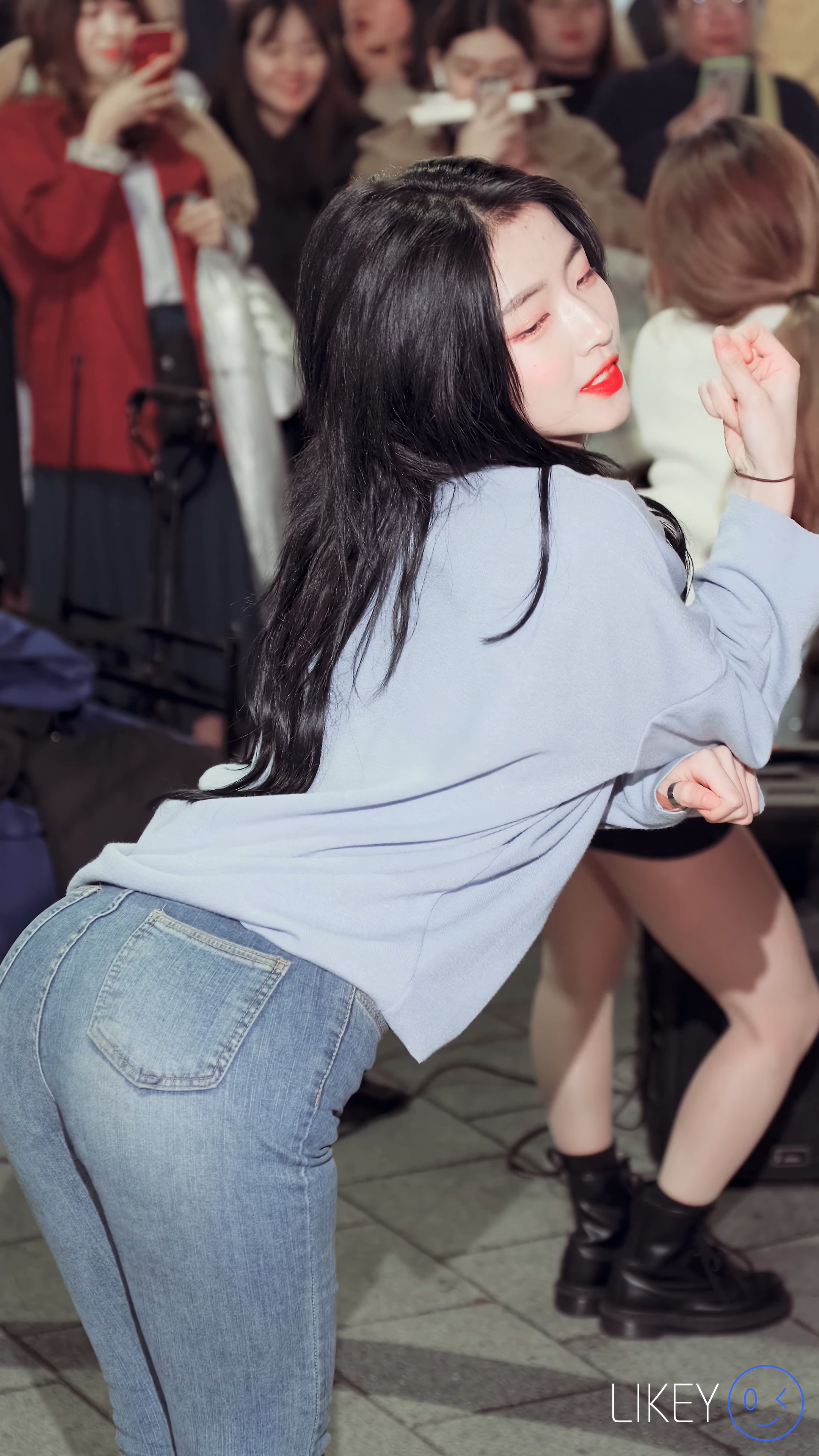 Ůţɣ-FANCAM<strong><font color='red'>[1P]</font></strong>[.6957][LIKEYƷ][191121][4K][Clock Sally]Ůŷ(1)