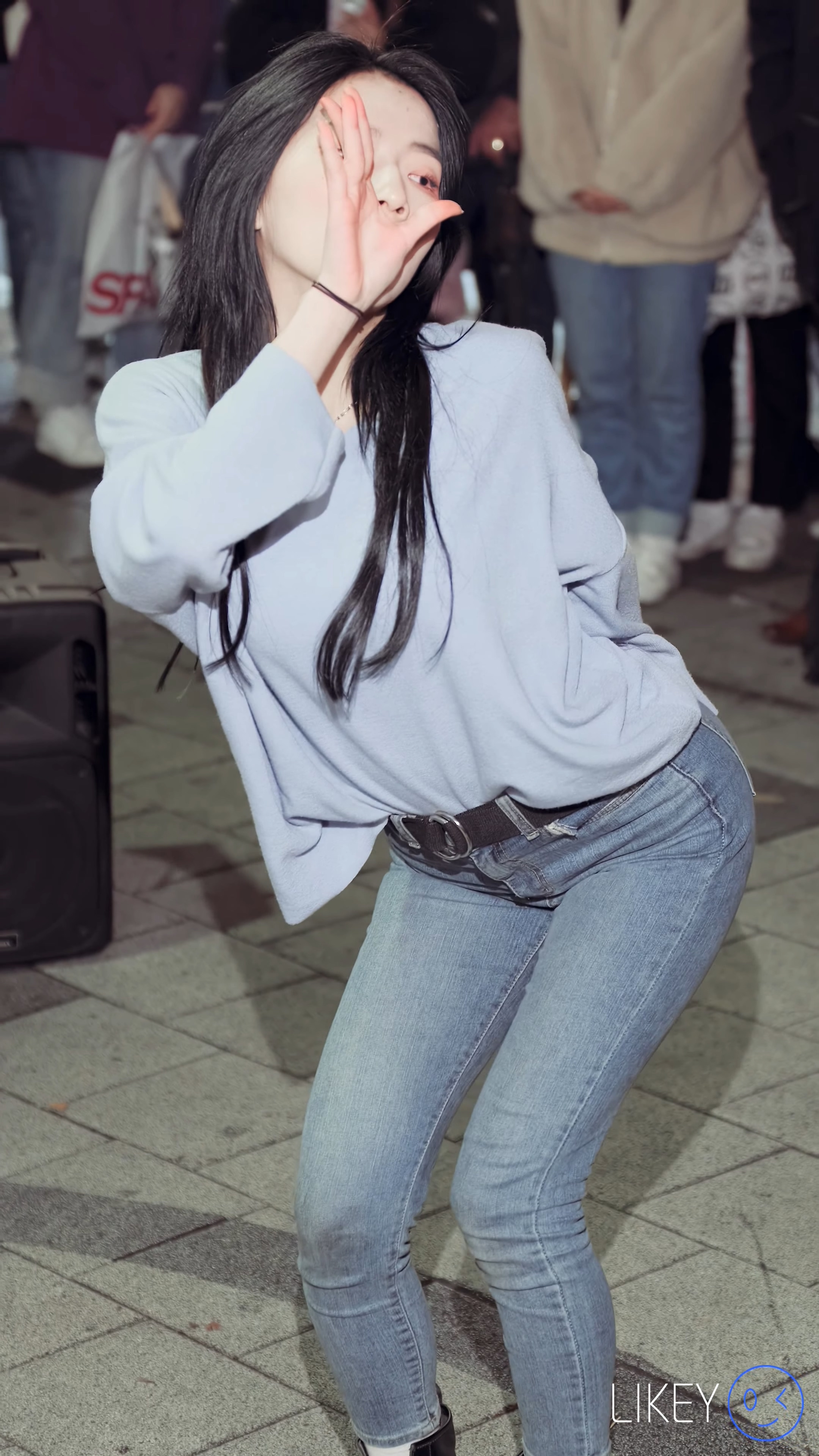 Ůţɣ-FANCAM<strong><font color='red'>[4P]</font></strong>[.6960][LIKEYƷ][191121][4K][Clock Sally][Lip & Hip]Ůŷ(1)