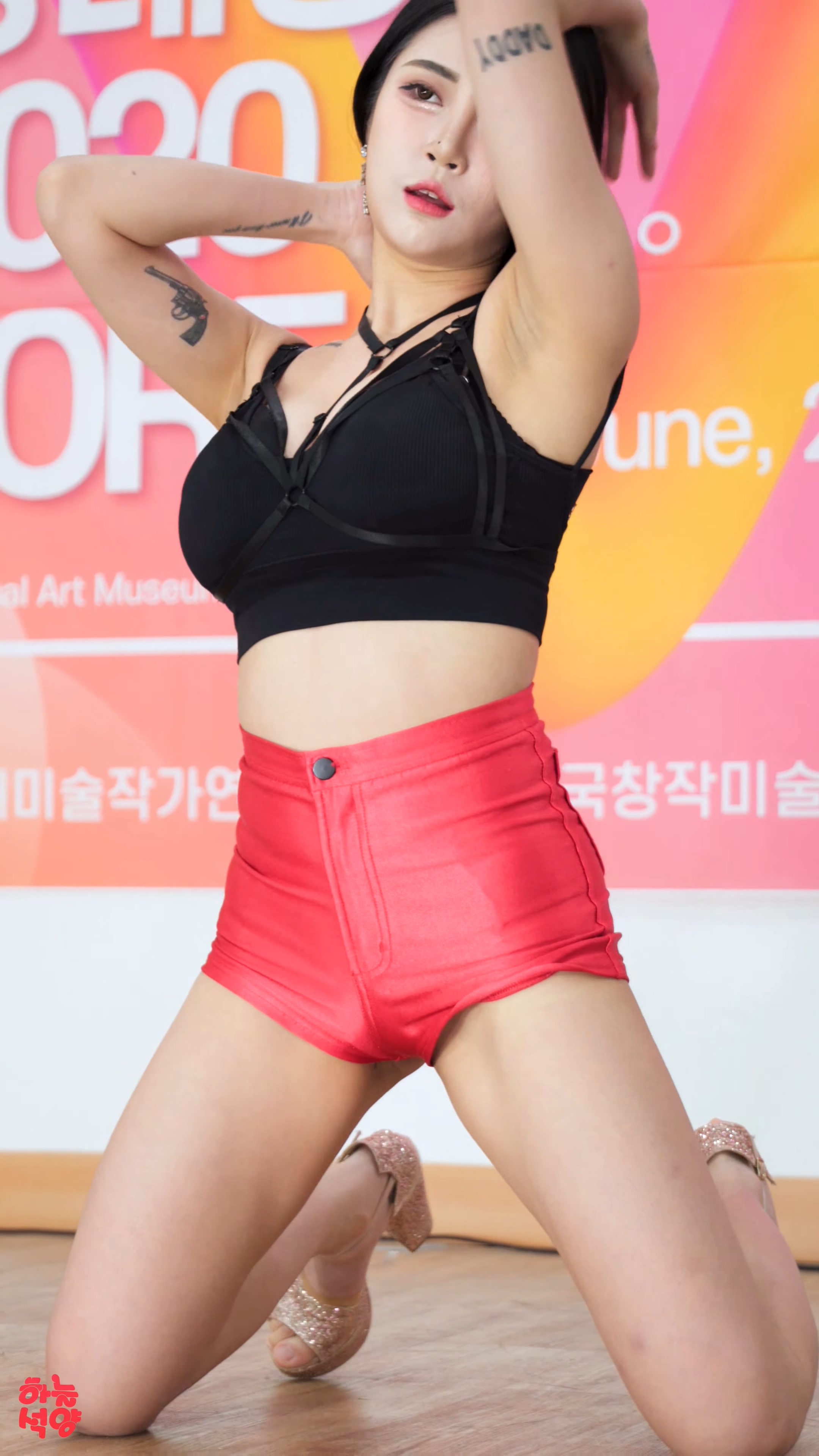 Ůţɣ-FANCAM<strong><font color='red'>[8P]</font></strong>[.6976-6984][191125][4K][Girl crush][BoMi]Ůŷ(3)