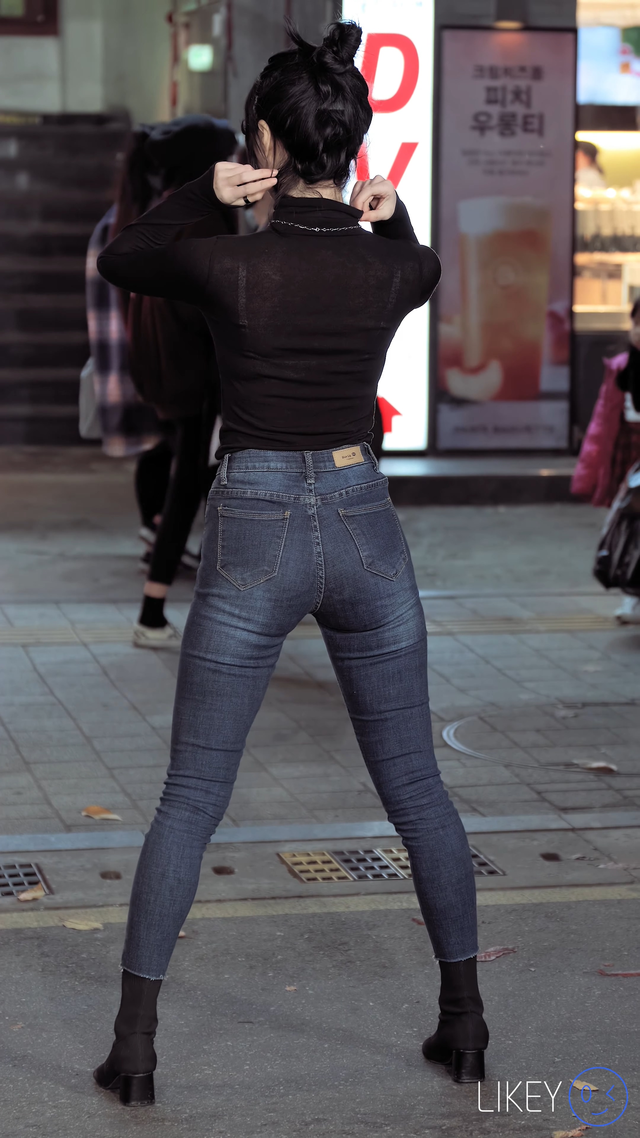 Ůţɣ-FANCAM<strong><font color='red'>[4P]</font></strong>[.7133][LIKEYƷ][191206][CLOCK][4K][Sally][Lip & Hip]Ůŷ(3)