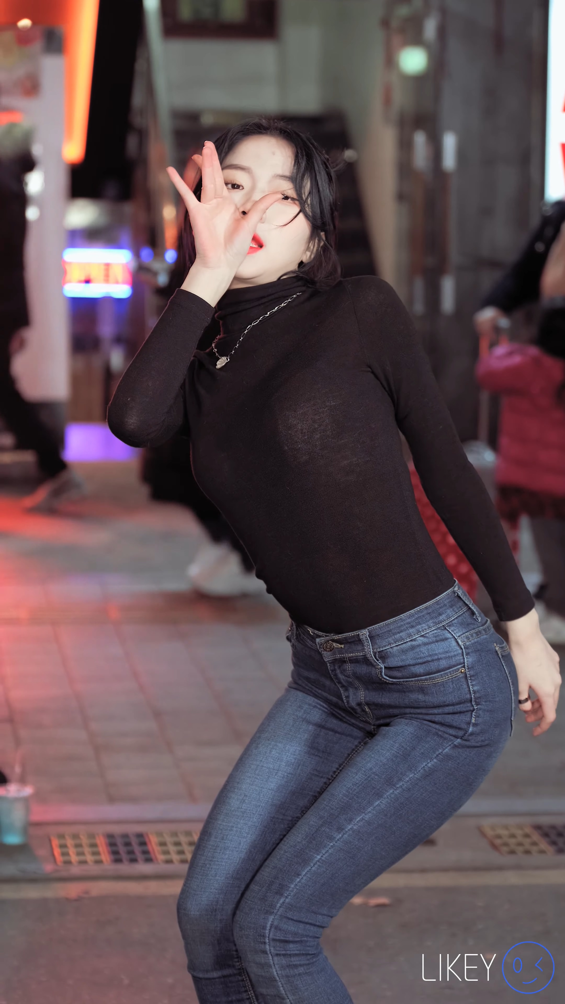 Ůţɣ-FANCAM<strong><font color='red'>[1P]</font></strong>[.7139][LIKEYƷ][191206][CLOCK][4K][Sally][Excuse Me]Ůŷ(1)