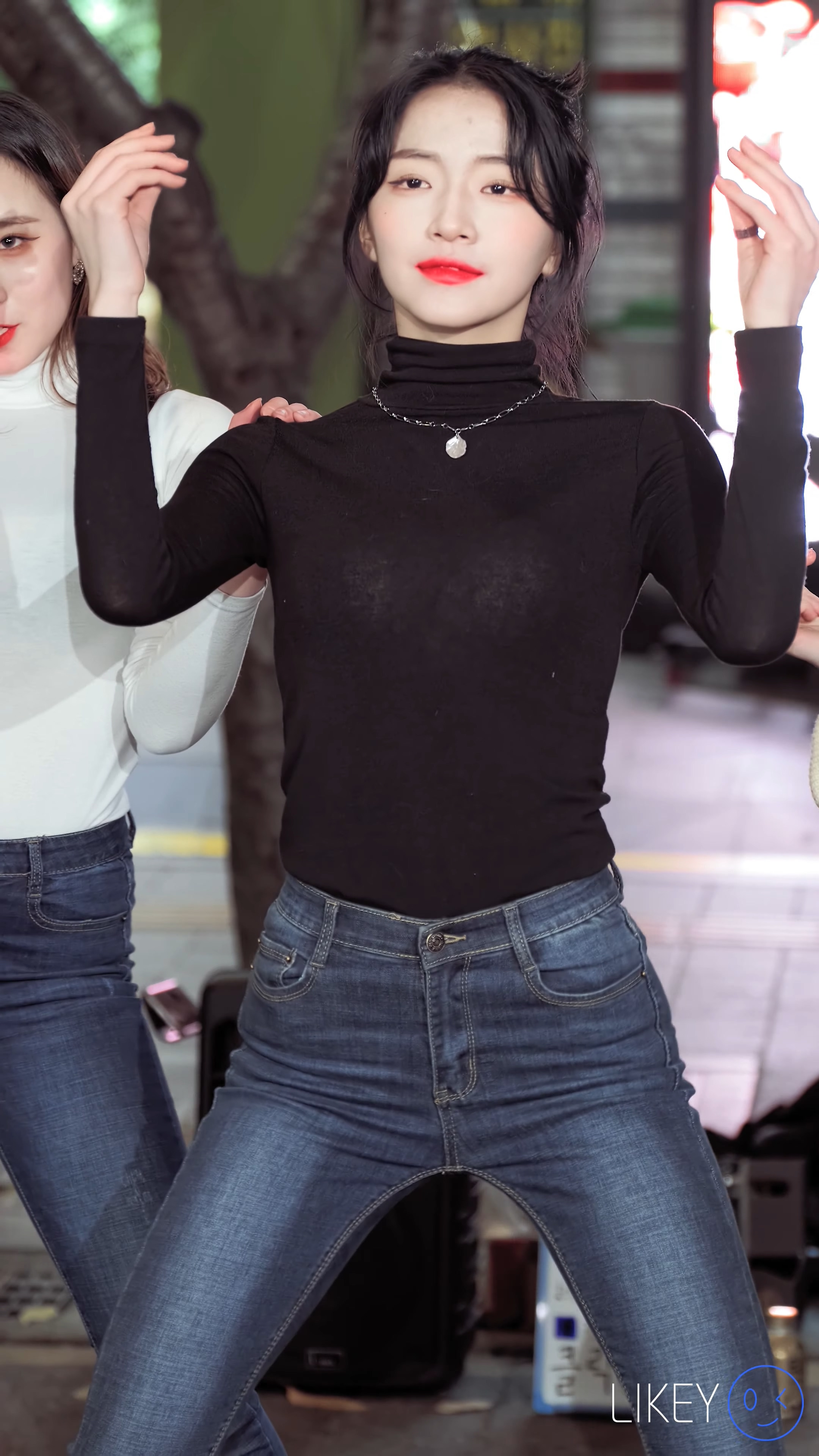 Ůţɣ-FANCAM<strong><font color='red'>[4P]</font></strong>[.7145][LIKEYƷ][191206][CLOCK][4K][Sally Jieun Jeongin][G...Ůŷ(2)
