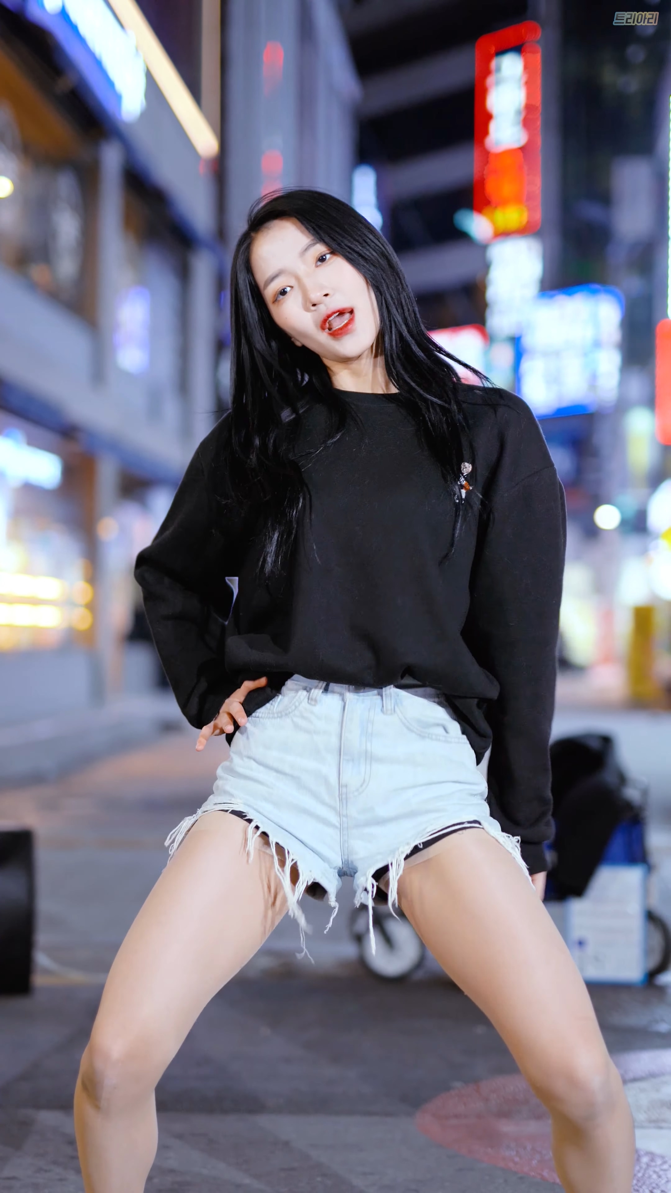 Ůţɣ-FANCAM<strong><font color='red'>[3P]</font></strong>[.7276][191218][CLOCK Sally][4K][UP&DOWN]Ůŷ(1)