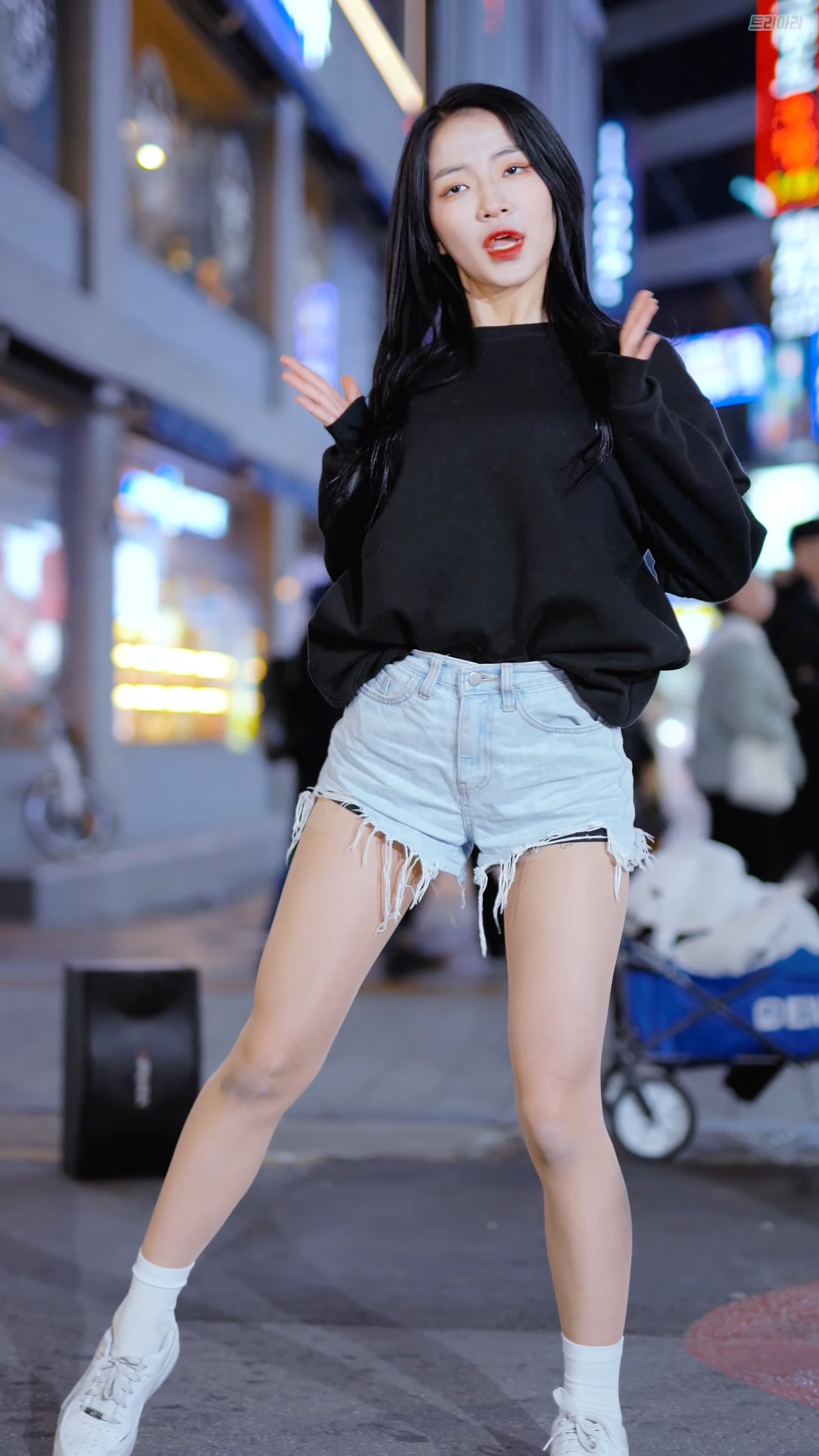 Ůţɣ-FANCAM<strong><font color='red'>[3P]</font></strong>[.7276][191218][CLOCK Sally][4K][UP&DOWN]Ůŷ(2)
