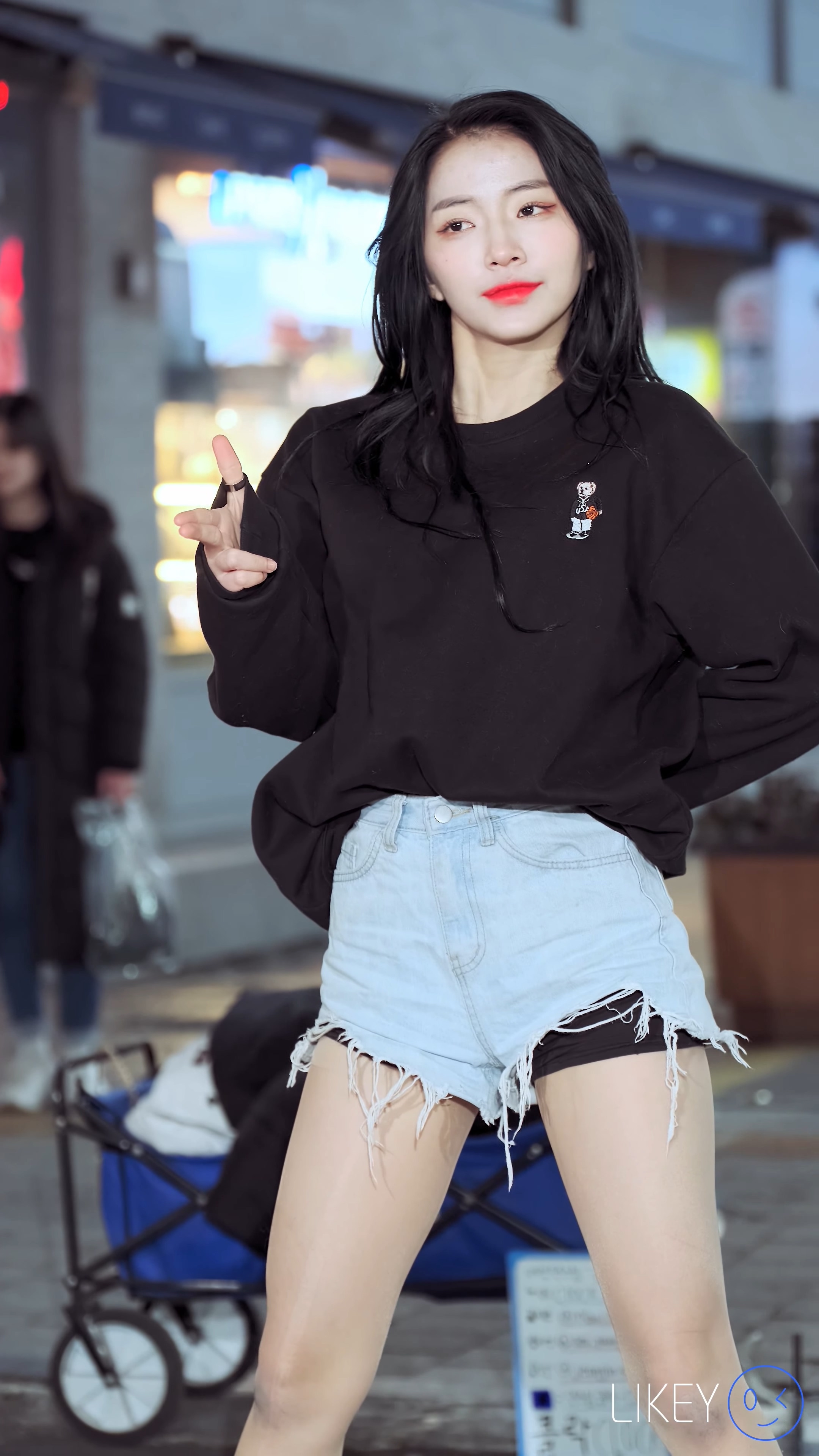 Ůţɣ-FANCAM<strong><font color='red'>[3P]</font></strong>[.7321][LIKEYƷ][4K][191223][Clock Sally]Ůŷ(1)