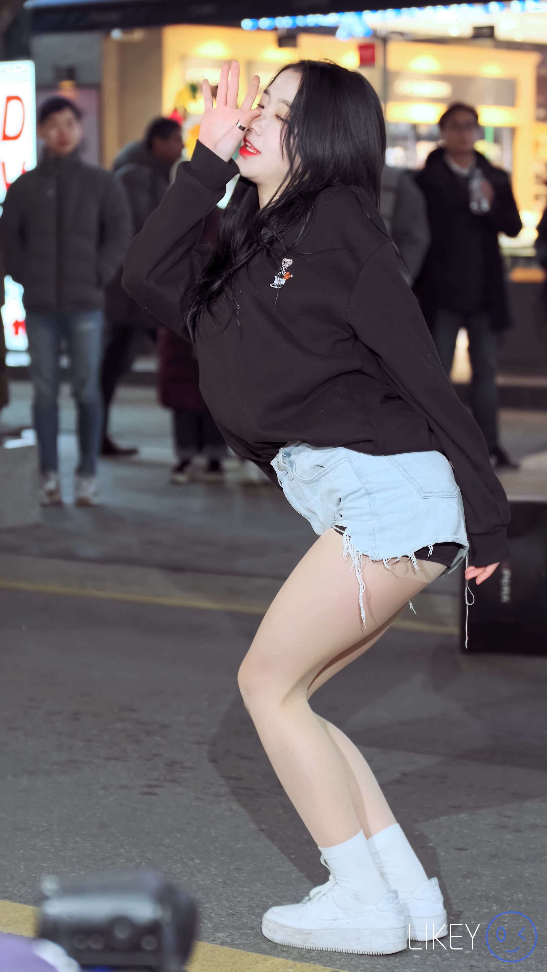 Ůţɣ-FANCAM<strong><font color='red'>[2P]</font></strong>[.7325][LIKEYƷ][4K][191223][Clock Sally][Lip & Hip]Ůŷ(2)