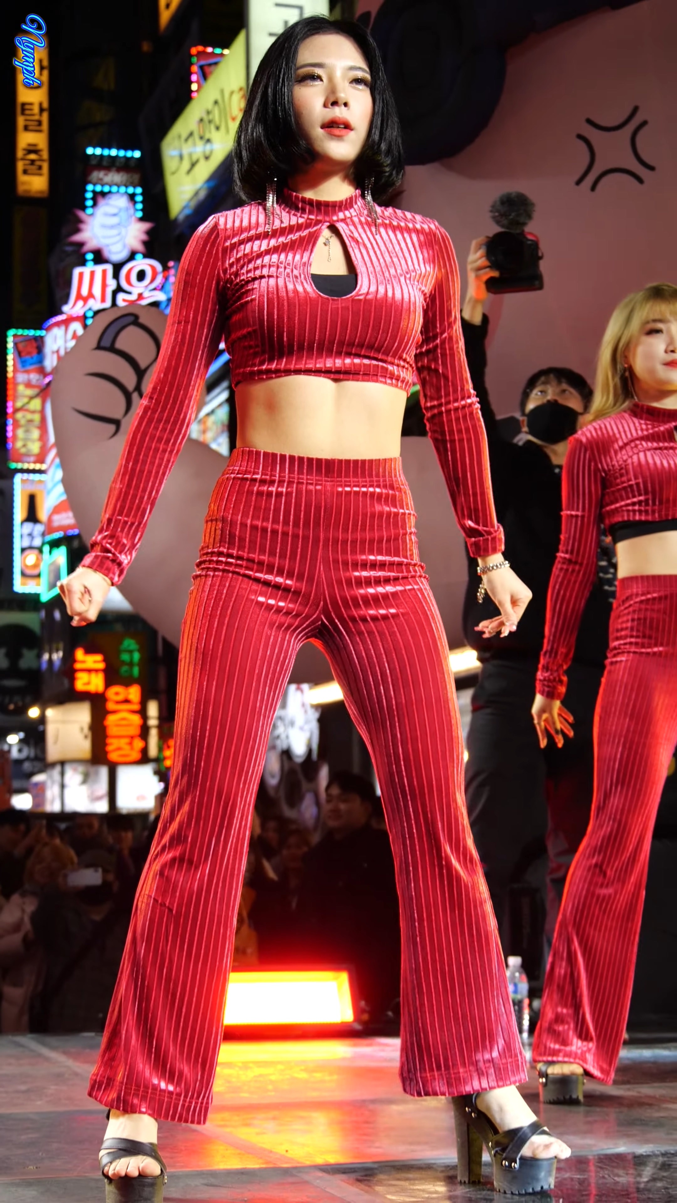 Ůţɣ-FANCAM<strong><font color='red'>[5P]</font></strong>[.7346][NymphƷ][4K][191023][dreamgirls][street performance]Ůŷ(5)