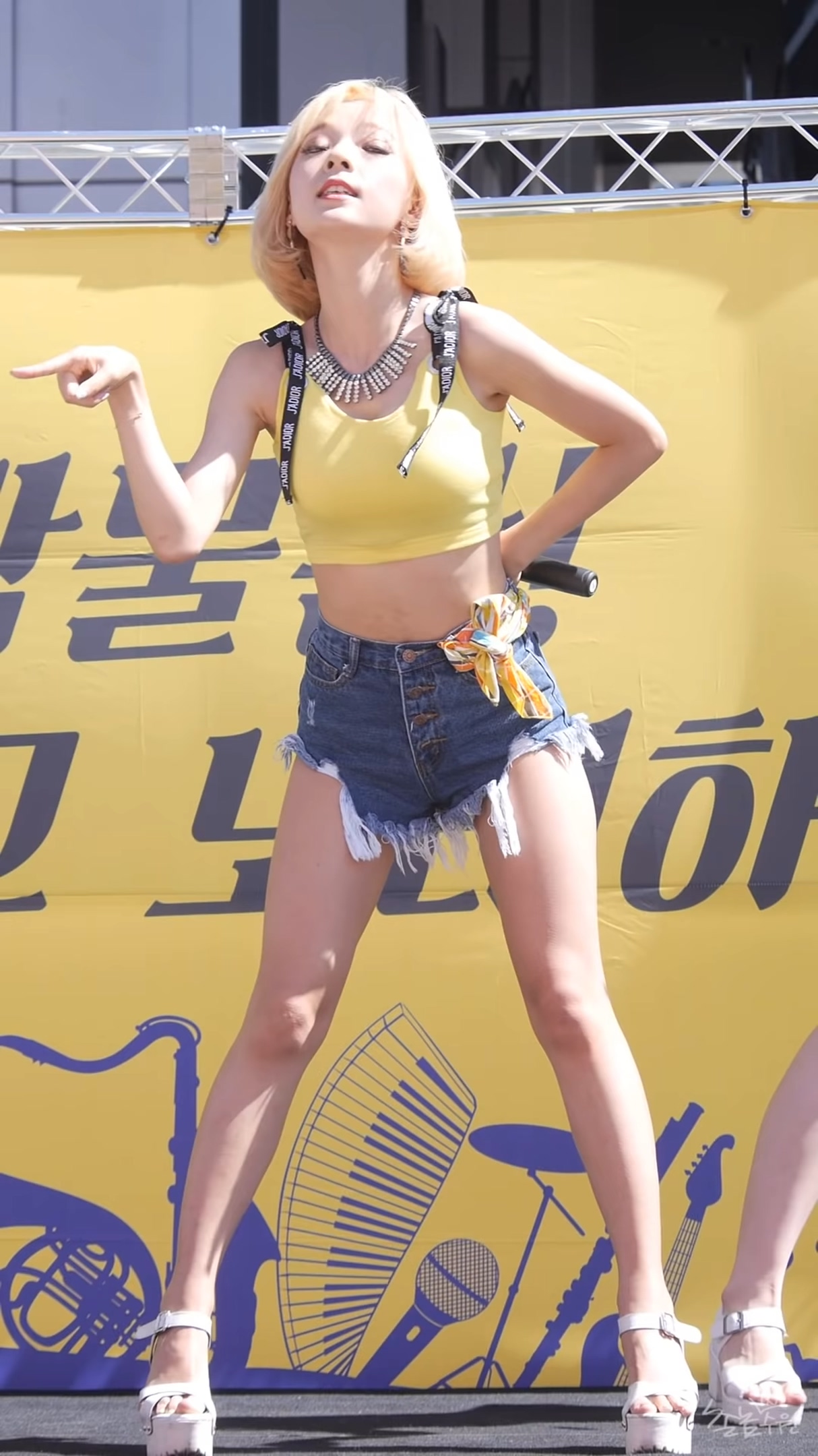 Ůţɣ-FANCAM<strong><font color='red'>[1P]</font></strong>[.7423][2020.1.4][Rose Queen][1080P][Nobody]Ůŷ(2)
