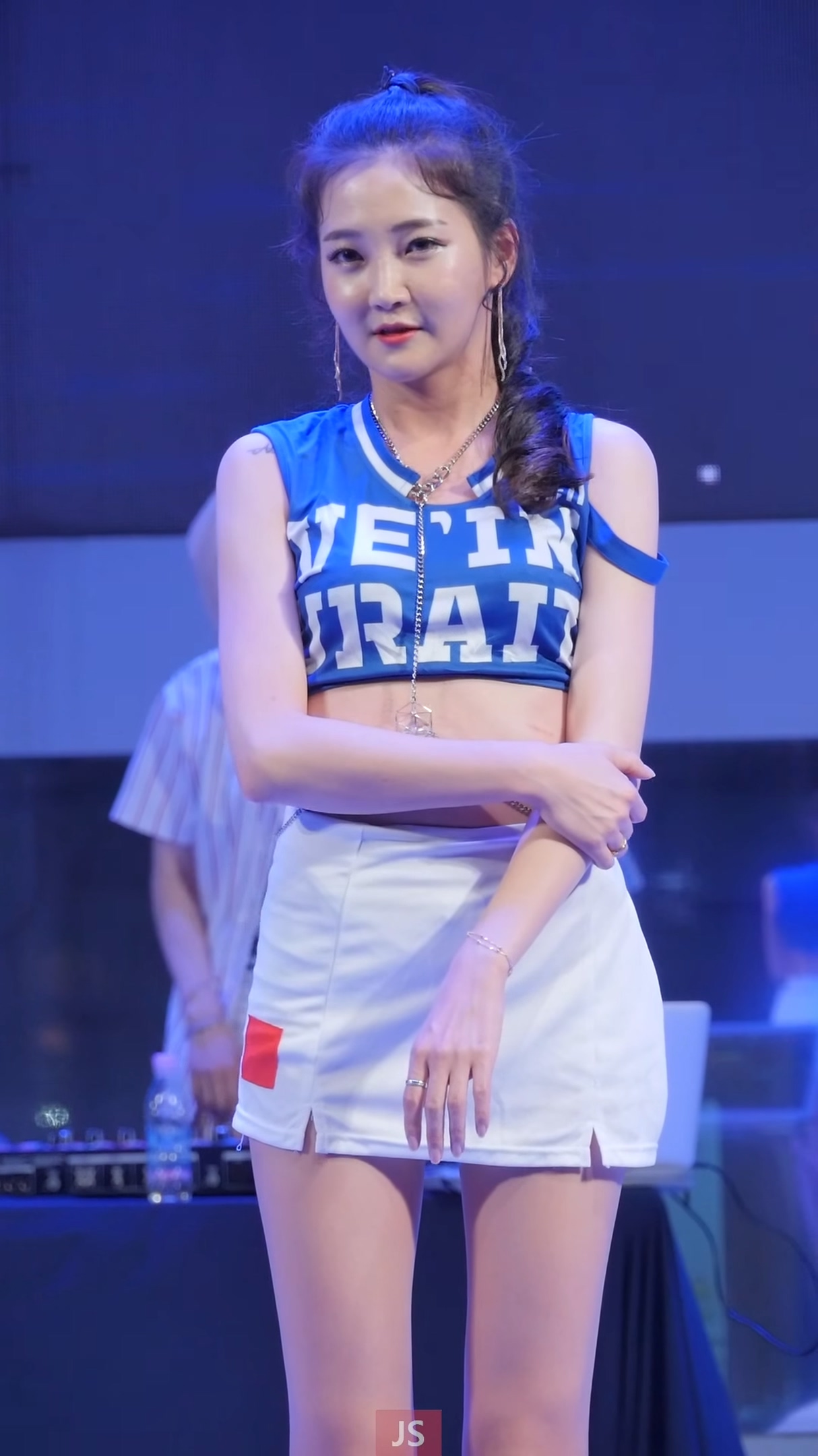 Ůţɣ-FANCAM<strong><font color='red'>[1P]</font></strong>[.7424][2020.1.3][Rose Queen][1080P]Ůŷ(2)