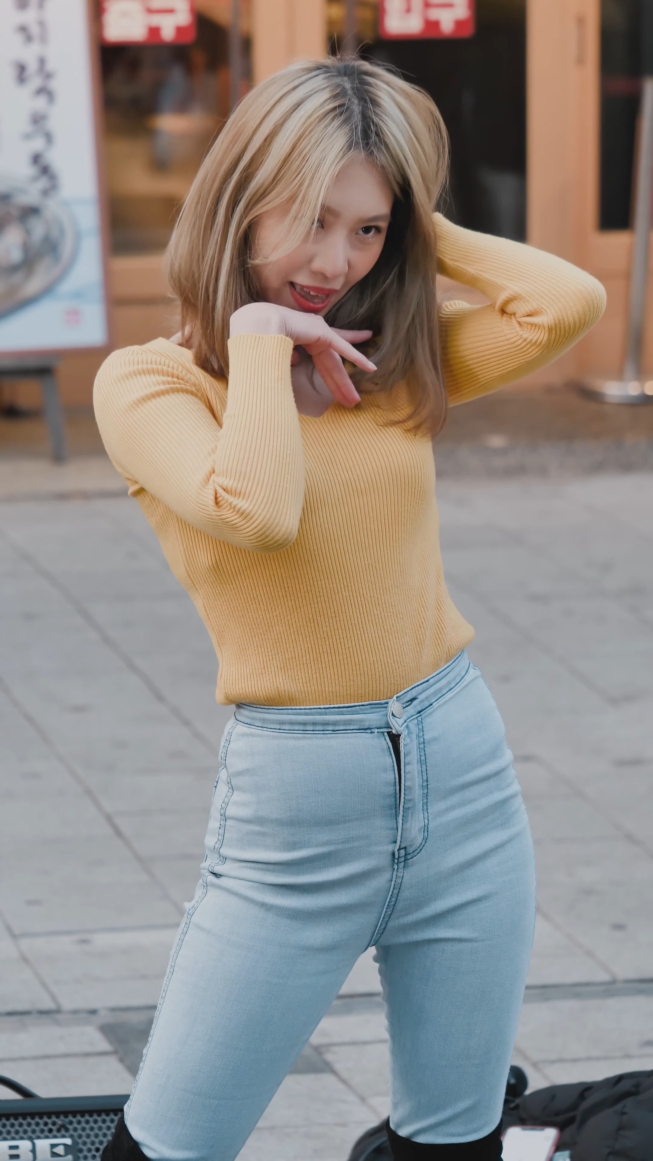 女团（旧）-饭拍秀FANCAM<strong><font color='red'>[2P]</font></strong>[饭拍秀.7651-7656][4K][2020.1.20][LALA][HyeJin][Roller Coaster]韩国女团饭拍(1)