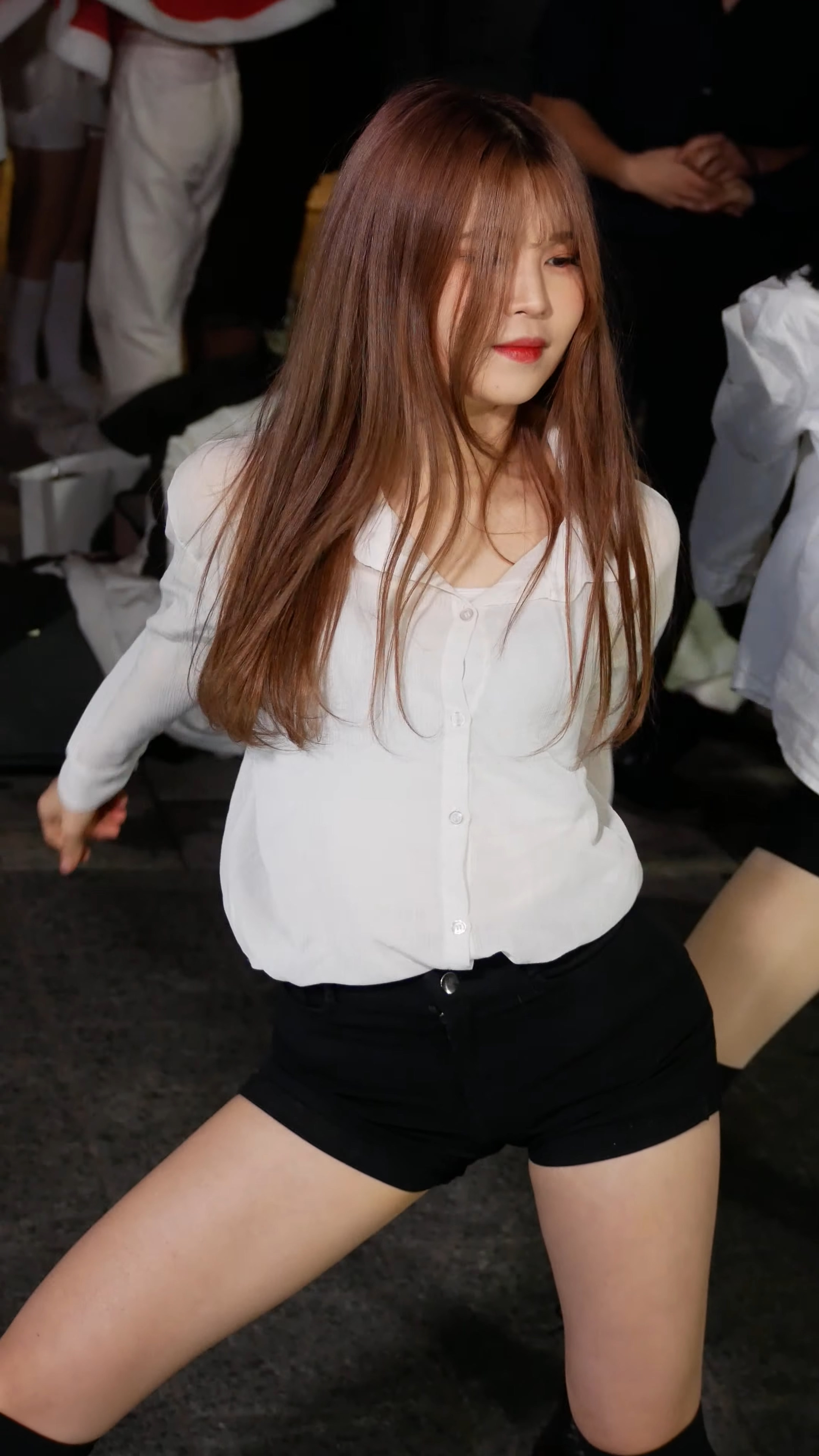 Ůţɣ-FANCAM<strong><font color='red'>[2P]</font></strong>[.7668.7669][4K][2020.1.20][ID][Feel Special]Ůŷ(1)