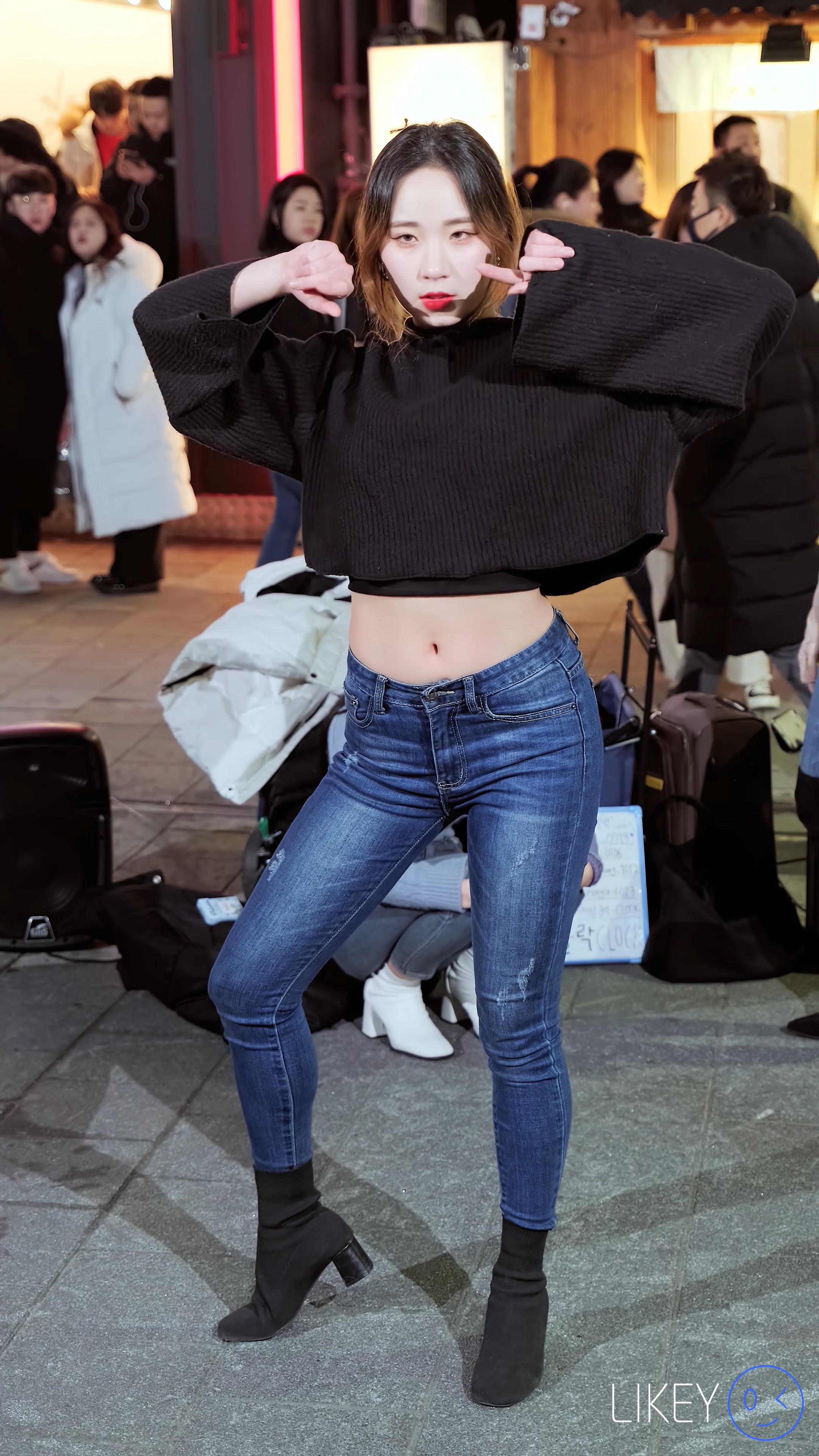 Ůţɣ-FANCAM<strong><font color='red'>[2P]</font></strong>[.7776][LIKEY][4K][2020.1.24][CLOCK Jeongin][Gotta Go]Ůŷ(1)
