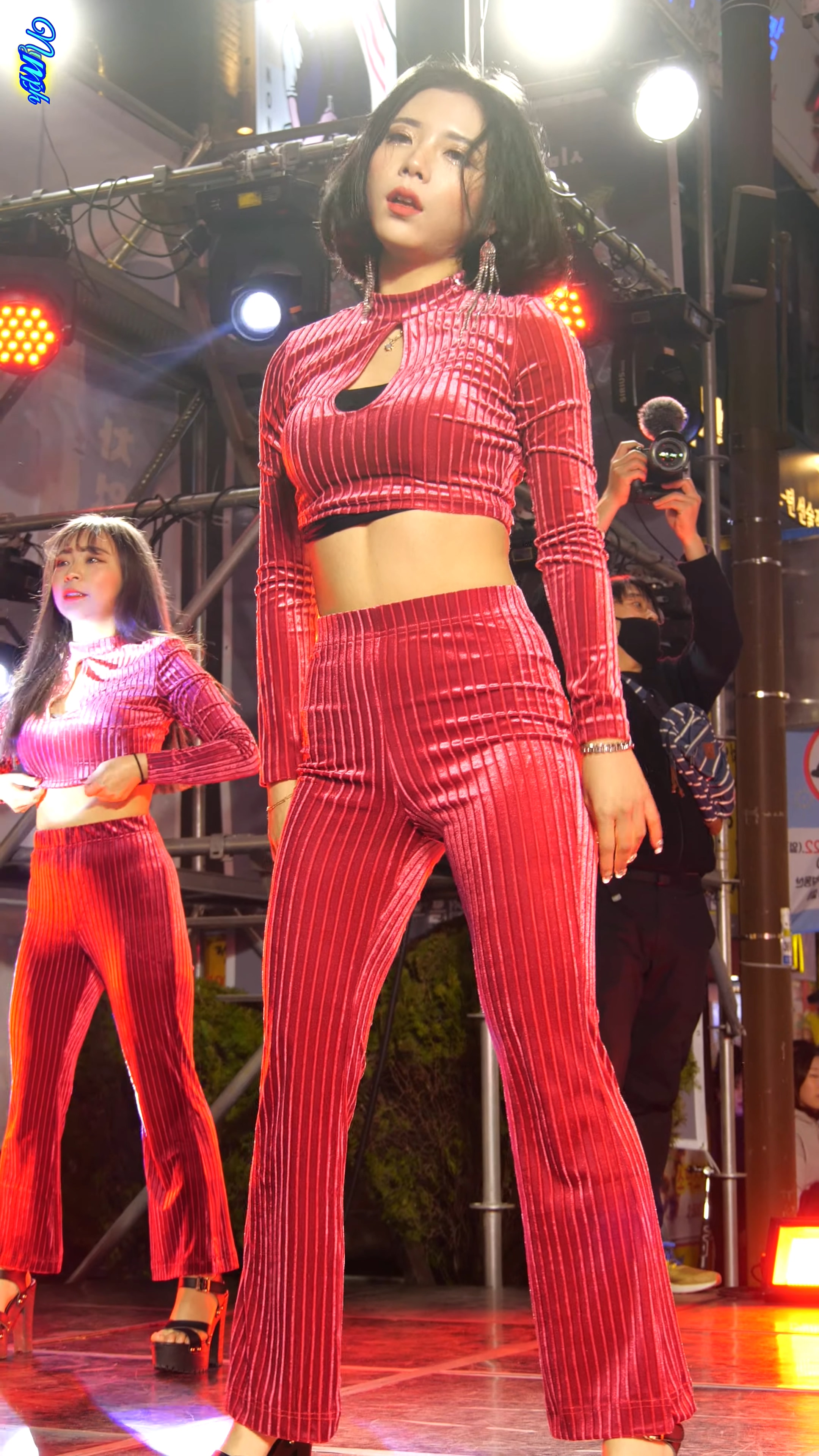 Ůţɣ-FANCAM<strong><font color='red'>[1P]</font></strong>[.7869][4K][2020.2.7][Dreamgirls][street performance]Ůŷ(1)