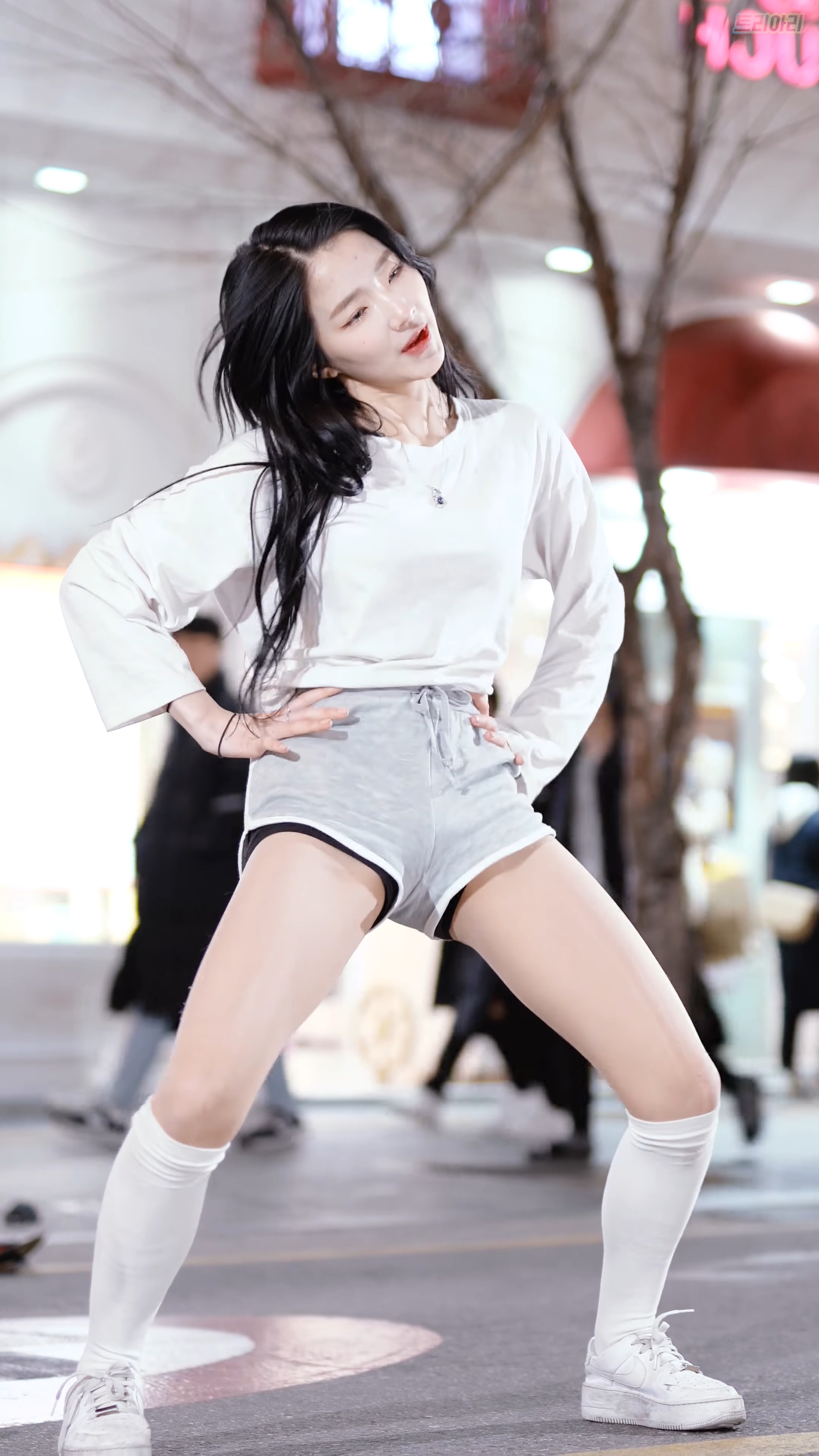 Ůţɣ-FANCAM<strong><font color='red'>[5P]</font></strong>[.7907][4K][2020.2.8][CLOCK Seoyoung][UP DOWN]Զ溫Ůŷ(5)