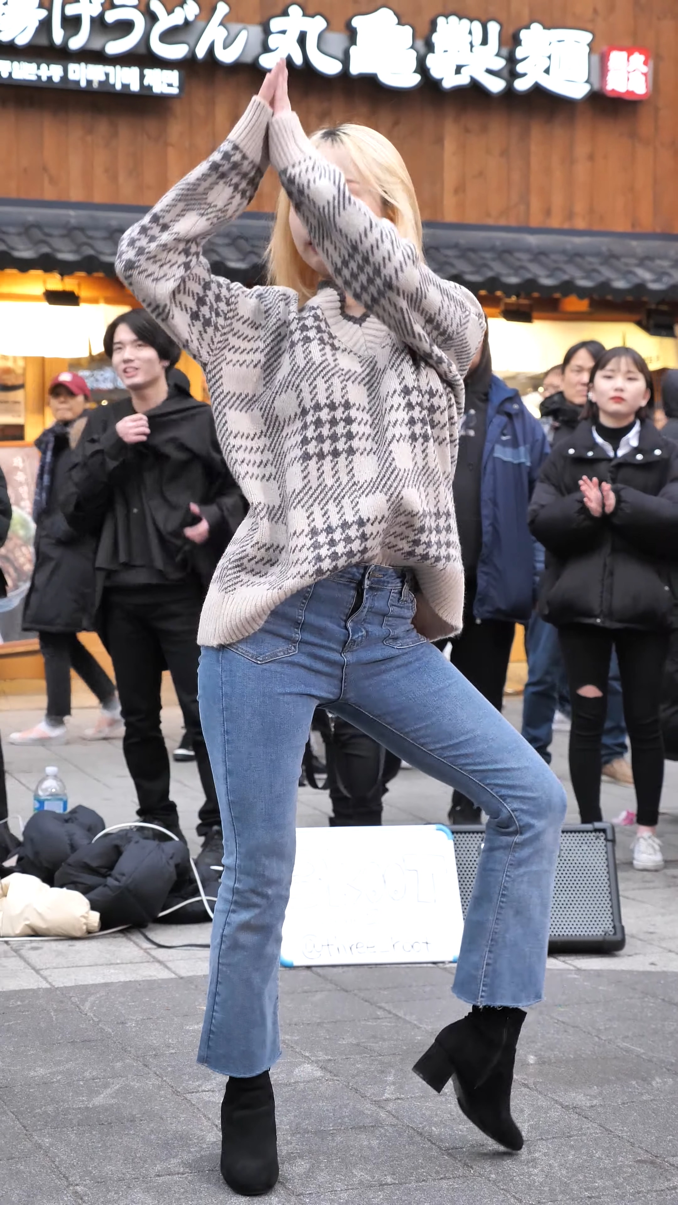 Ůţɣ-FANCAM<strong><font color='red'>[1P]</font></strong>.8086.2020.2.24.4K.3ROOT.Anqi.DanceCover.SenoritaŮŷ(1)