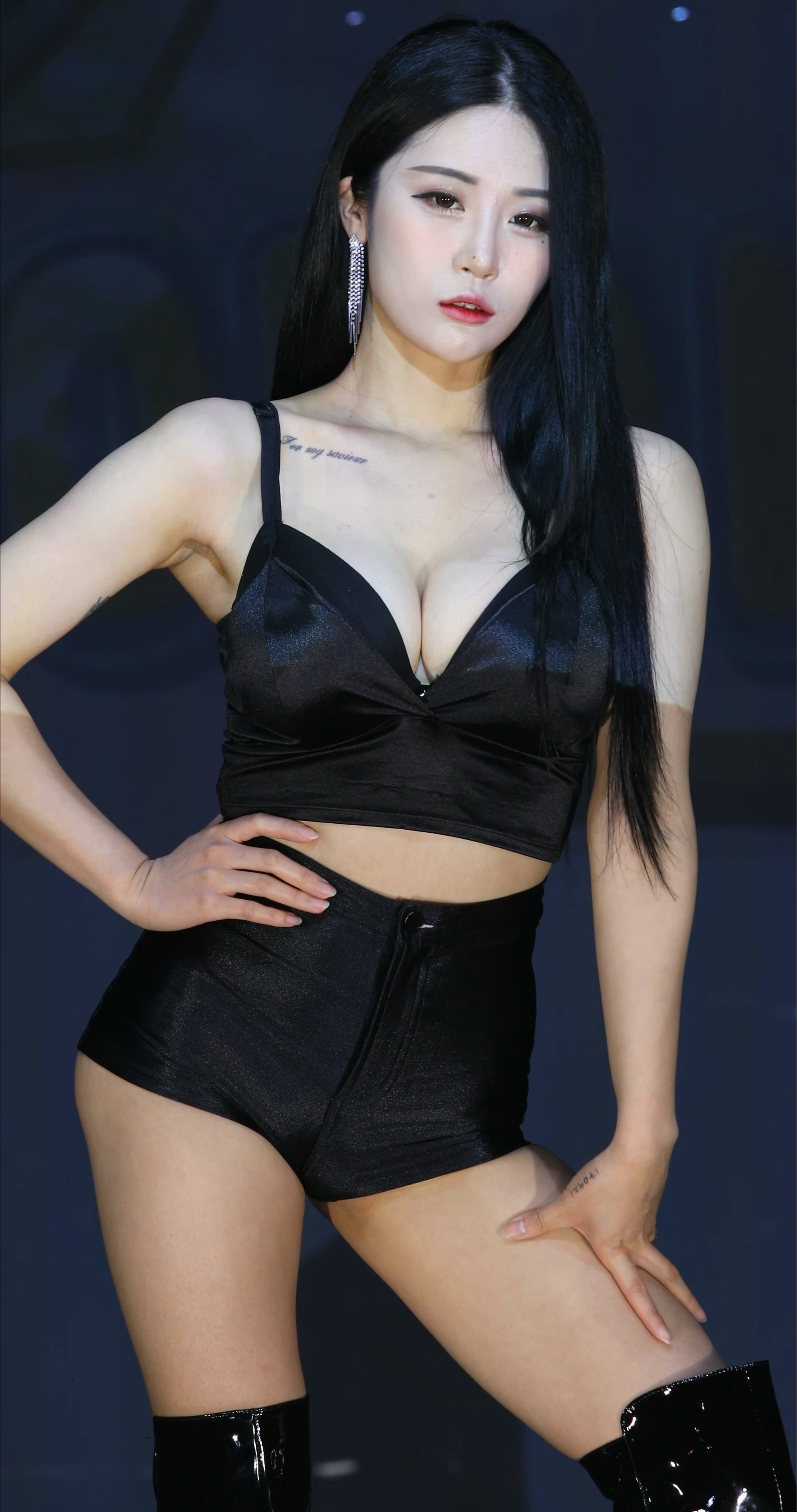 Ůţɣ-FANCAM<strong><font color='red'>[7P]</font></strong>.8111.2020.2.29.4K.Girl Crush.BomiŮŷ(7)