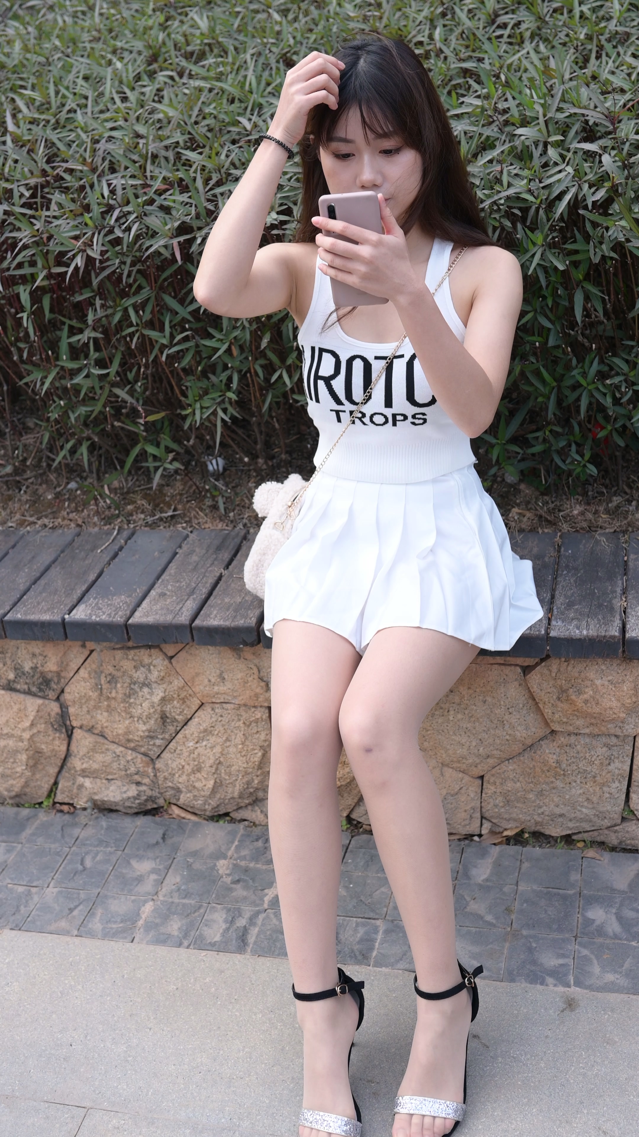 C--FANCAM<strong><font color='red'>[11P]</font></strong>134.崿ϵС ԰ д.4K.6.85GŮŷ(10)