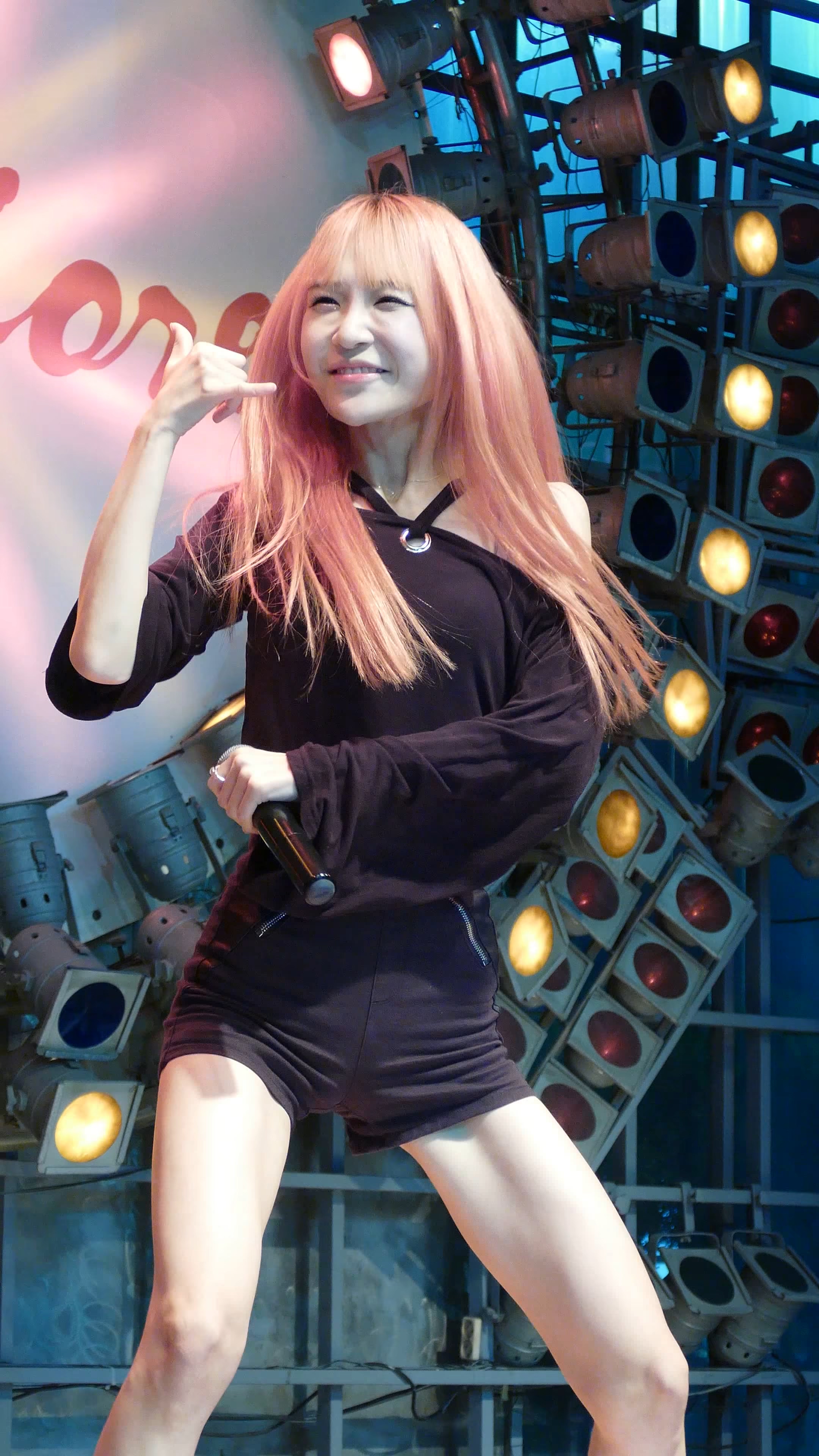 Ůţɣ-FANCAM<strong><font color='red'>[4P]</font></strong>.8220-23.171102.4K.MilyŮŷ(5)