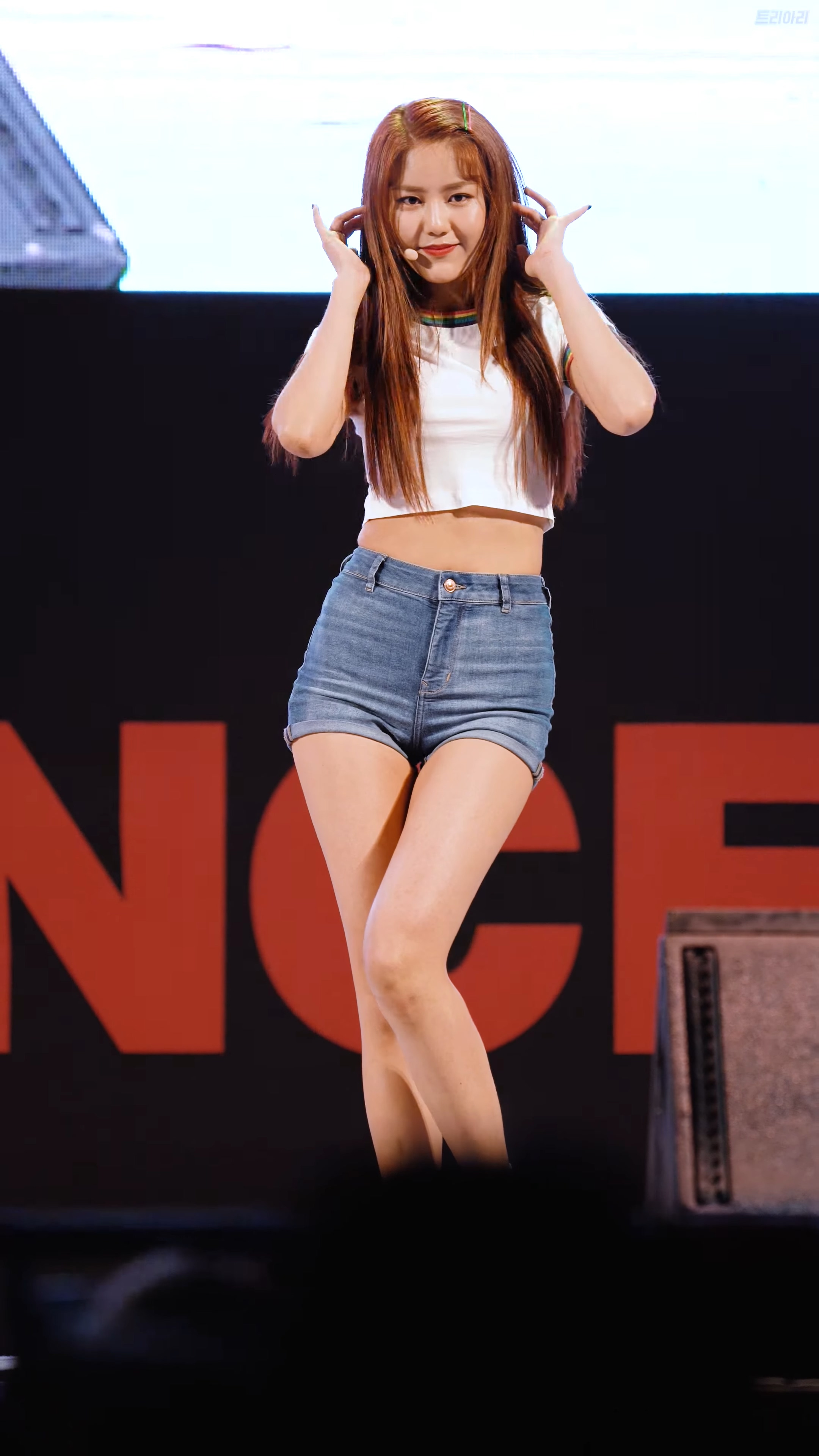 Ůţɣ-FANCAM<strong><font color='red'>[8P]</font></strong>.8323-26.4K.AOA.Bingle BangleŮŷ(9)