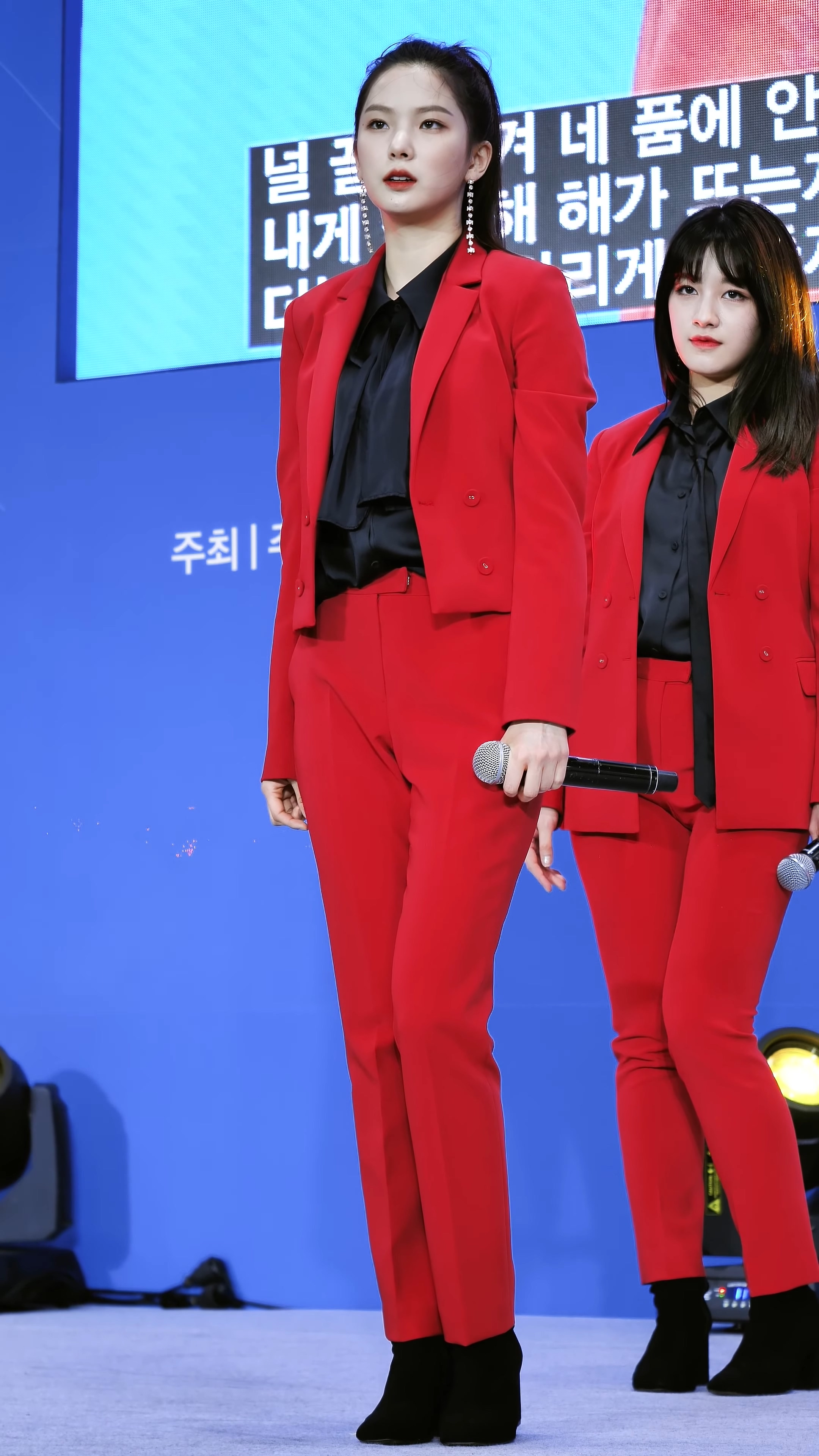 Ůţɣ-FANCAM<strong><font color='red'>[7P]</font></strong>.8337.4K.CLC.YuJin.Song ShowŮŷ(3)