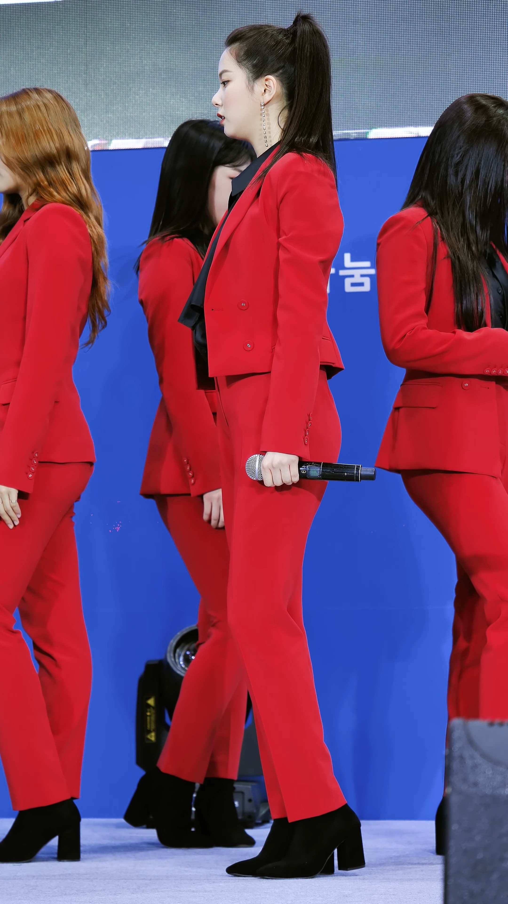 Ůţɣ-FANCAM<strong><font color='red'>[7P]</font></strong>.8337.4K.CLC.YuJin.Song ShowŮŷ(7)