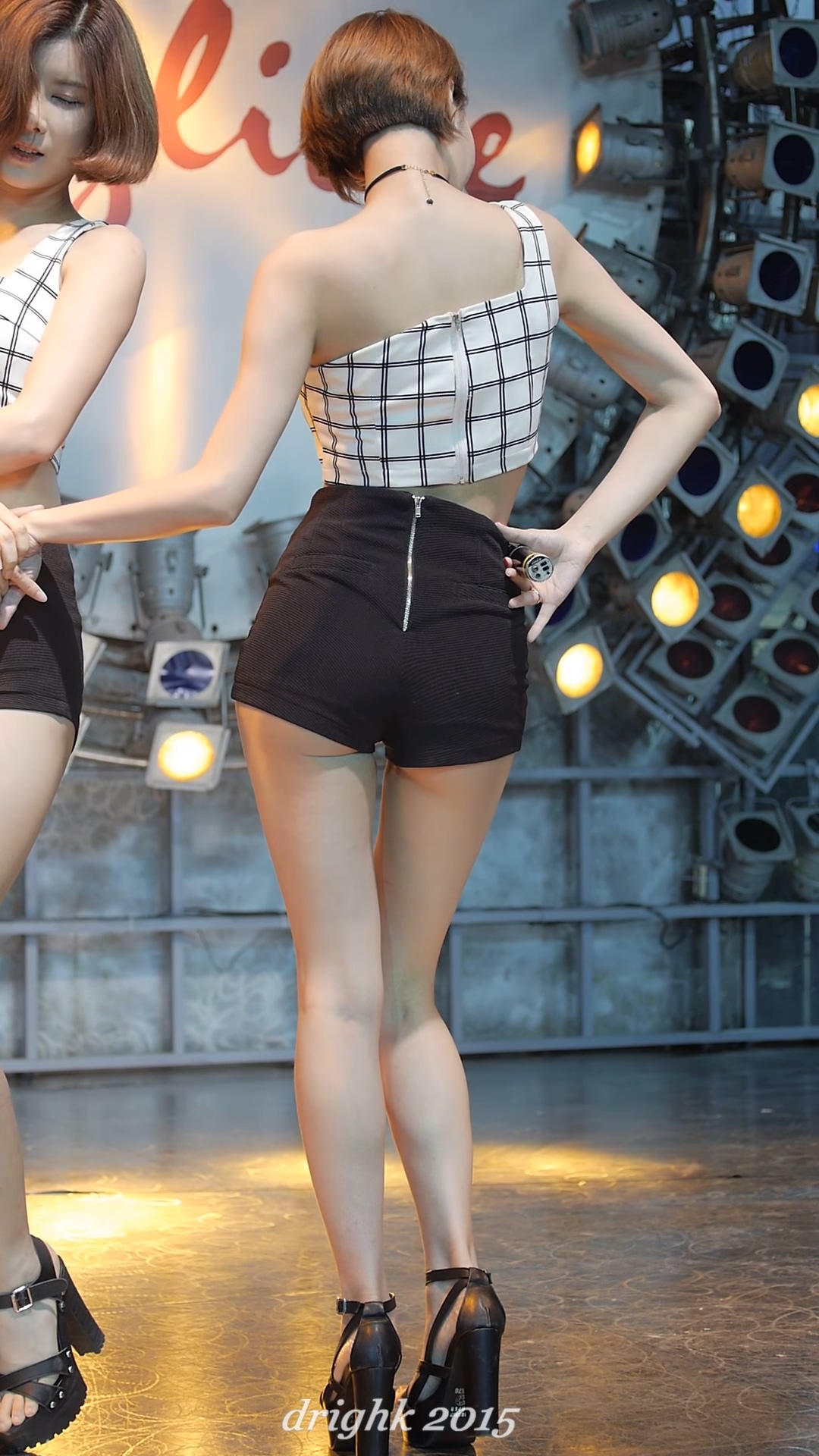 Ůţɣ-FANCAM<strong><font color='red'>[19P]</font></strong>.8598-8618.1080P.LOL.little AppleŮŷ(36)