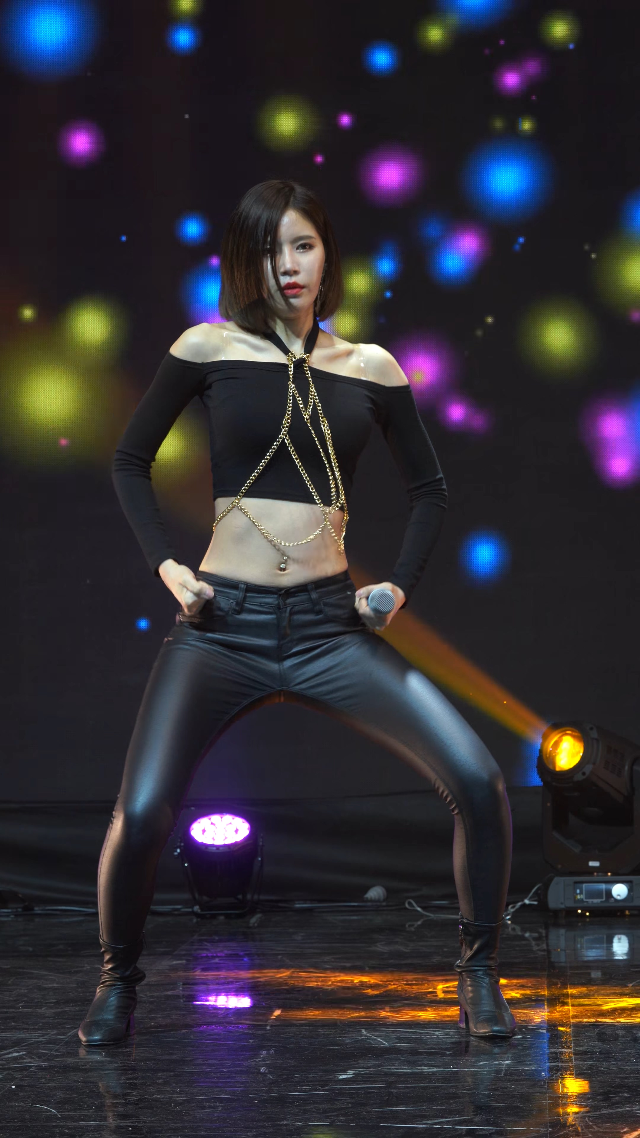 Ůţɣ-FANCAM<strong><font color='red'>[16P]</font></strong>.8646-64.4K.PRISM.Vanhye.CHOK ϼŮŷ(30)