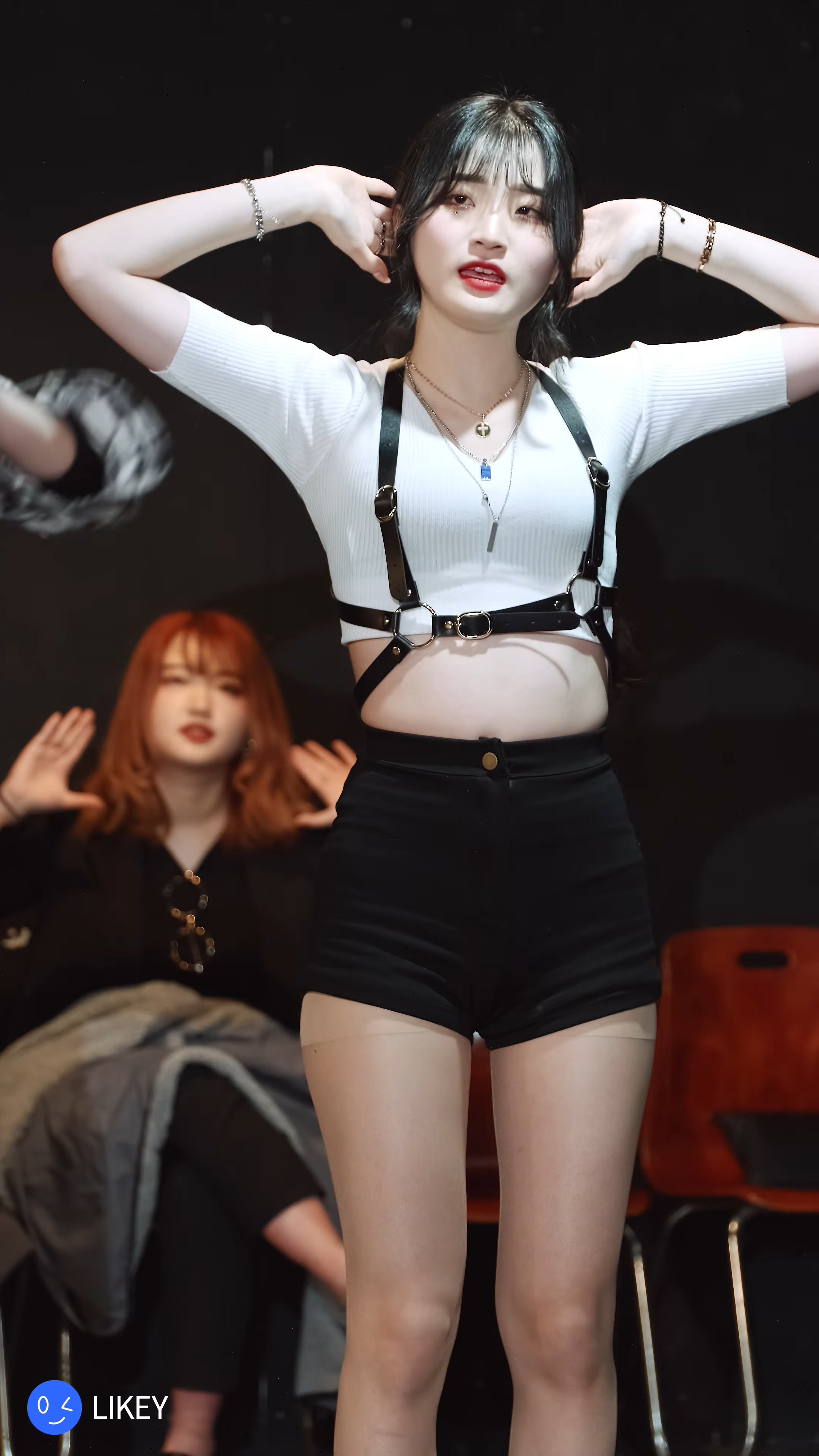 Ůţɣ-FANCAM<strong><font color='red'>[16P]</font></strong>8867-90.4K.200408.Armand&#54644;&#51221;(HaeJeong).DanceCover.LionŮŷ(12)
